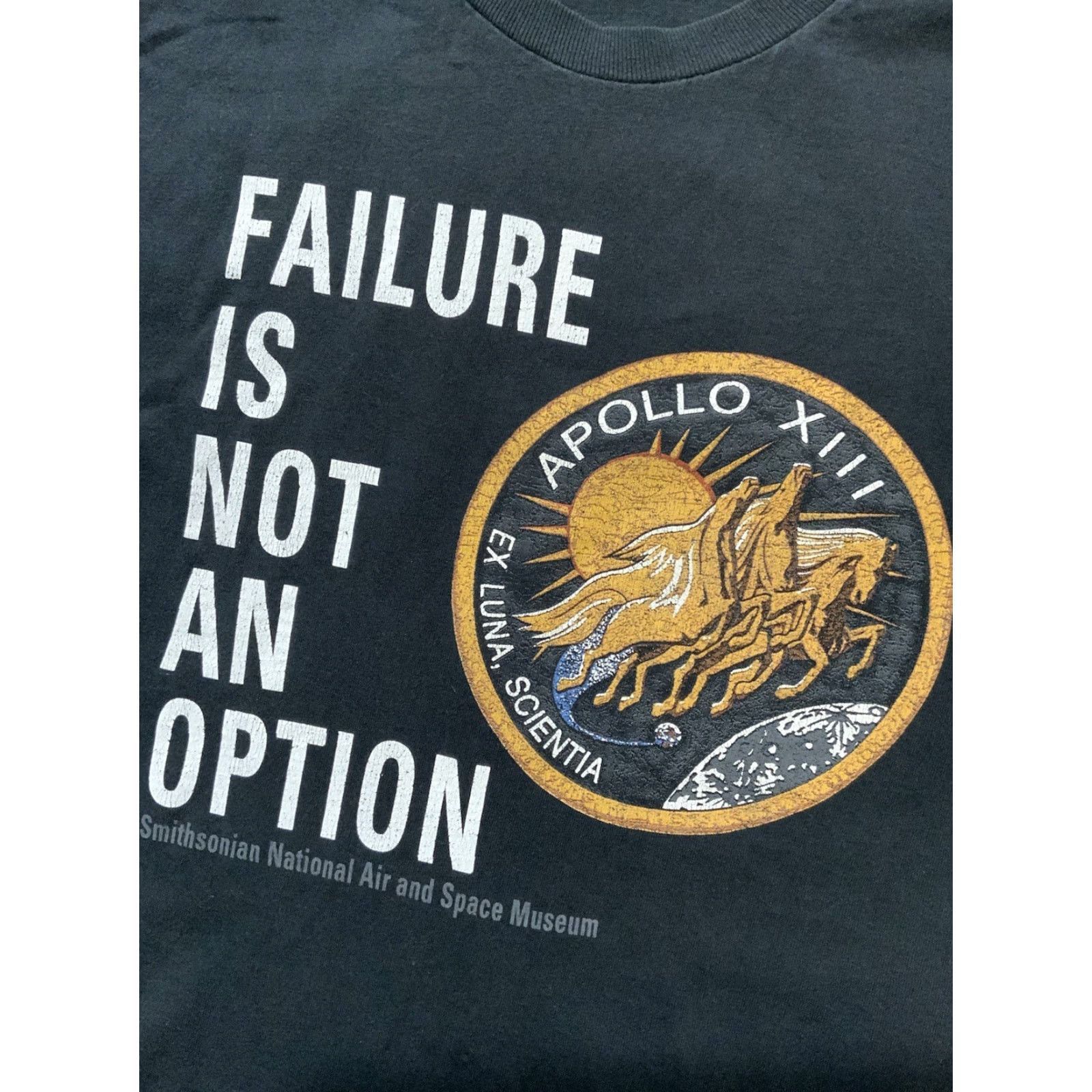 Vintage VINTAGE Smithsonian Apollo XIII Failure Is Not An Option T-Shirt Mens MD Black Space Shirt Size US M / EU 48-50 / 2 - 6 Thumbnail