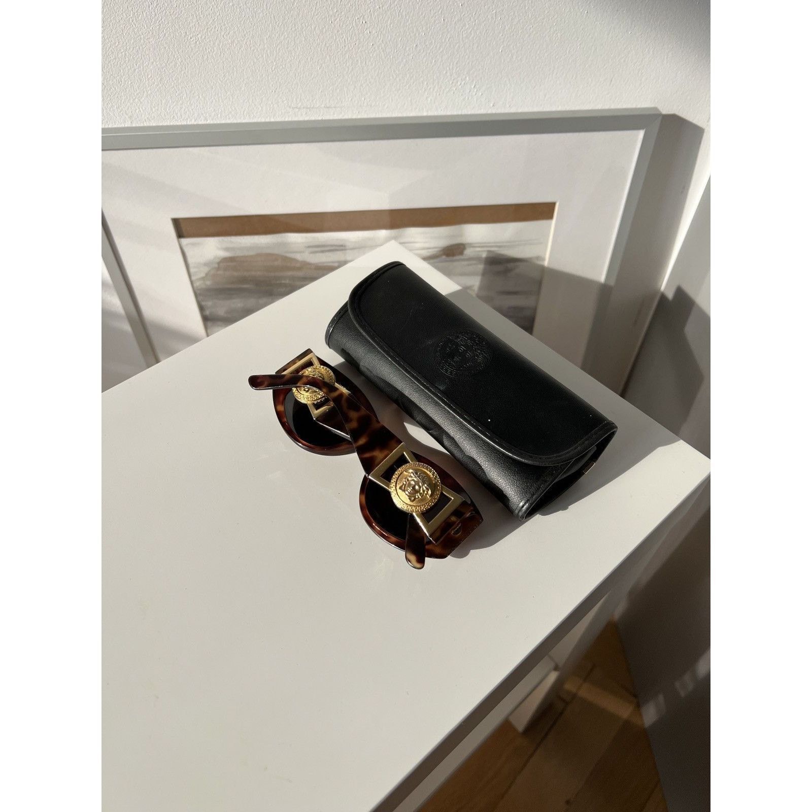 Versace Vintage gianni versace medusa logo mod 424 gold sunglasses Size ONE SIZE - 8 Thumbnail