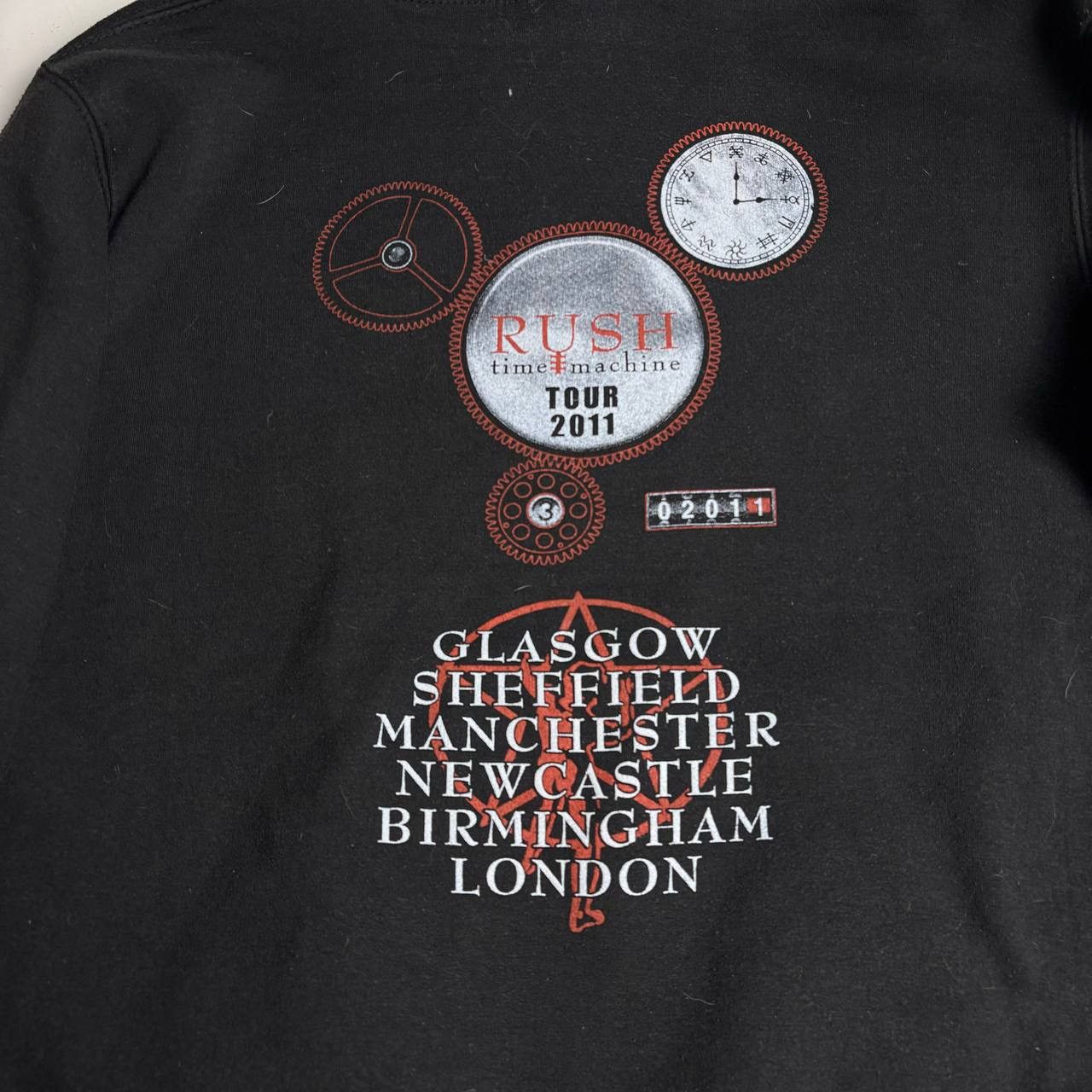 Band Tees Rush Time Machine 2011 vintage hoodie Size:M Size US M / EU 48-50 / 2 - 5 Thumbnail
