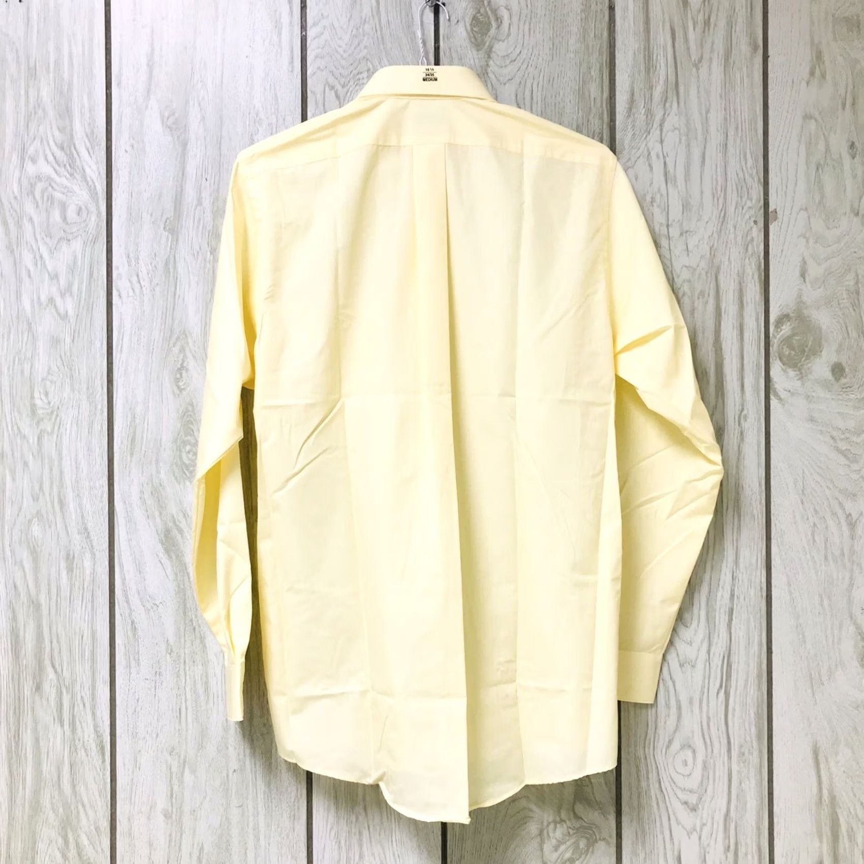 Van Heusen VAN HEUSEN Shirt Button-Up Long Sleeve Wrinkle Resistant Cream M 15 1/2 34/35 Men Pocket Casual Dress Workwear Size US M / EU 48-50 / 2 - 2 Thumbnail
