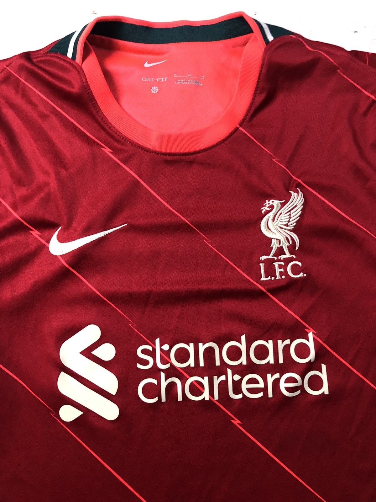 Nike LIVERPOOL 2021 2022 HOME FOOTBALL SHIRT SOCCER JERSEY NIKE Size US M / EU 48-50 / 2 - 3 Thumbnail