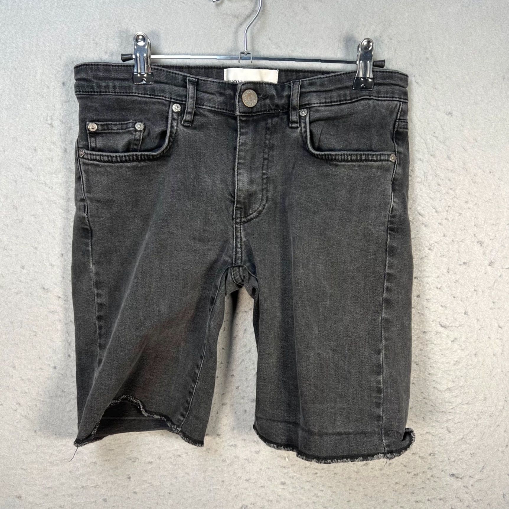 Won Hundred Won Hundred Womens Bermuda Shorts 28 Distressed Gray Denim Flat Front Low Rise 5-Pocket Cotton Blend Size 28" / US 6 / IT 42 - 2 Thumbnail