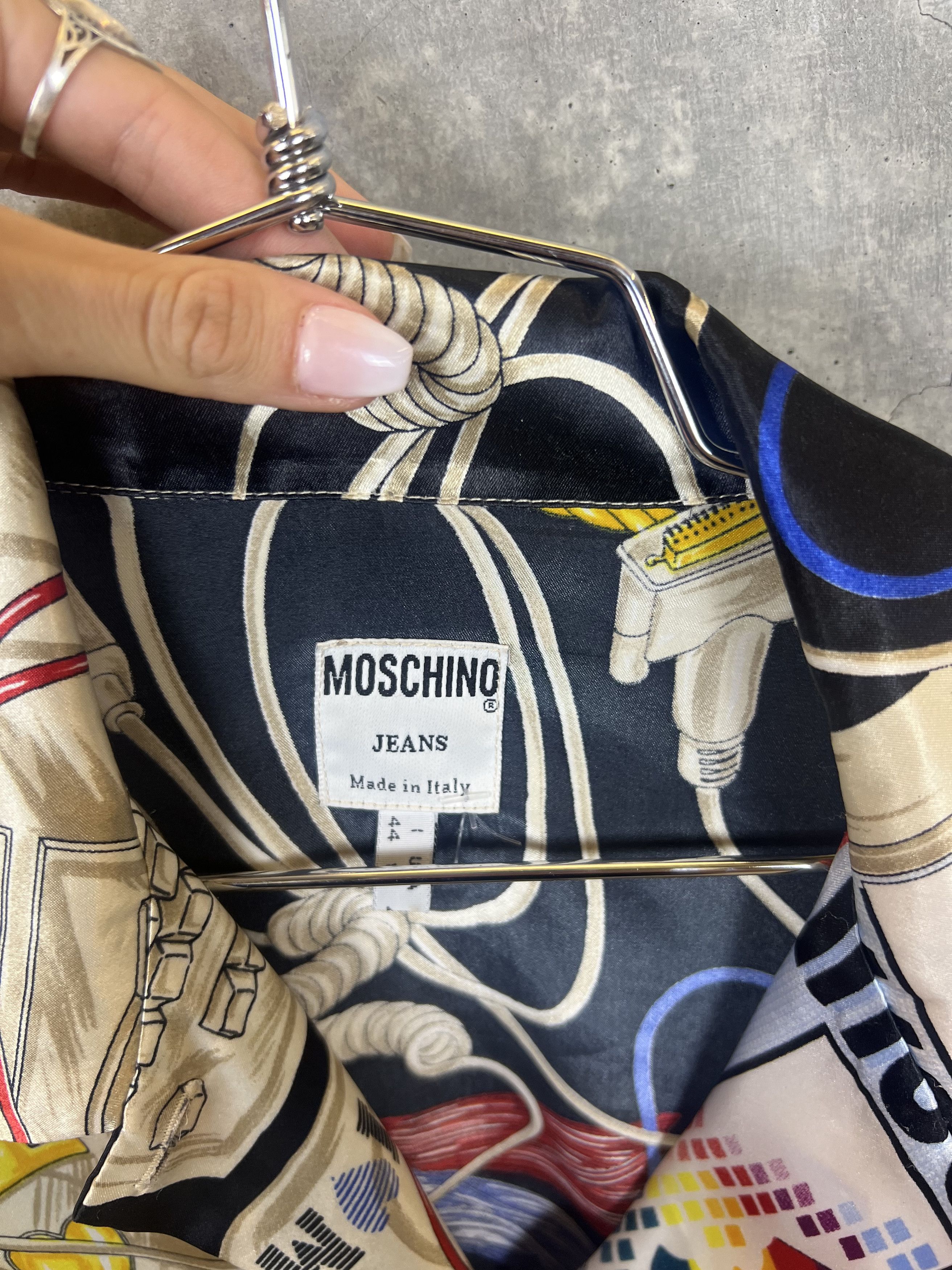Moschino MOSCHINO VINTAGE APPLE COMPUTER SHIRT Size US S / EU 44-46 / 1 - 3 Thumbnail