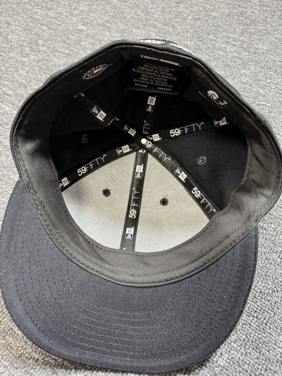 MLB × New Era New Era 59FIFTY Boston Red Sox Fitted Hat 6 7/8 NWT Size ONE SIZE - 7 Thumbnail