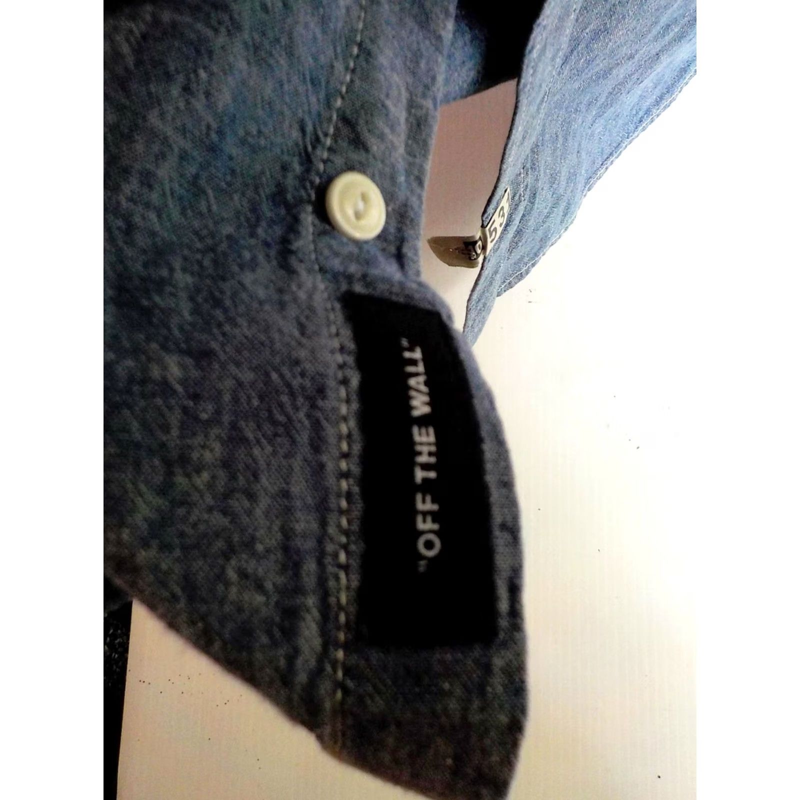 Vans VANS Button Front Shirt Blue 100% Cotton Long Sleeve L Mens Off the Wall Pocketed Shirt Front Button-Up Regular Fit Shrug Size US L / EU 52-54 / 3 - 4 Thumbnail