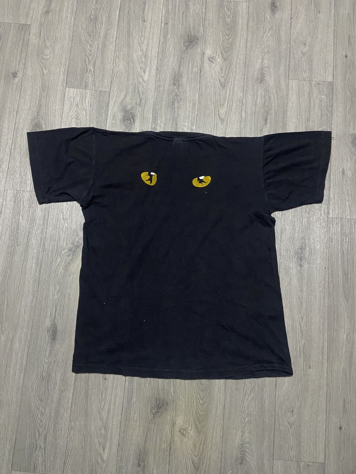 Vintage Vintage Cats London 1981 t shirt Size US L / EU 52-54 / 3 - 6 Thumbnail