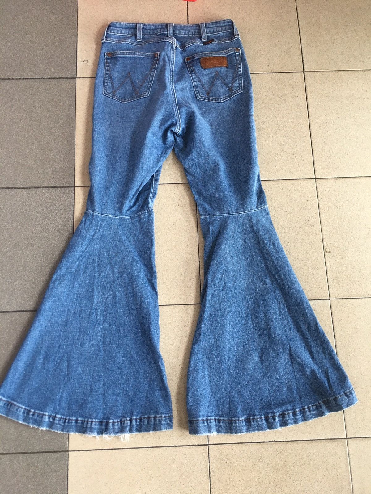 Wrangler Wranglers high rise flare Size 29" - 9 Thumbnail