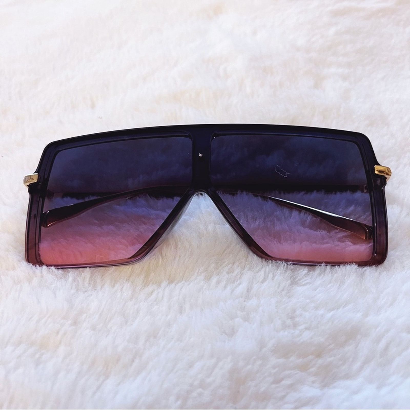 Other Ariel Blue & Pink Rectangle Full Frame Sunglasses Size ONE SIZE - 2 Thumbnail