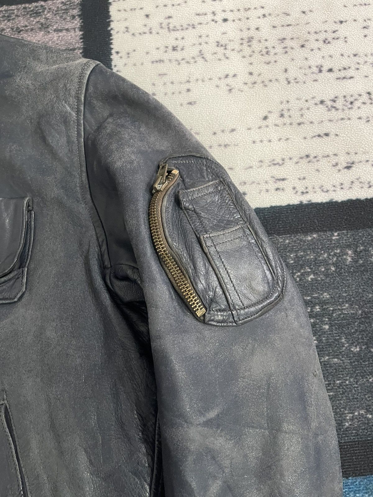 Vintage Vintage 1960’s French Air Force Faded Leather Jacket Size US L / EU 52-54 / 3 - 6 Thumbnail