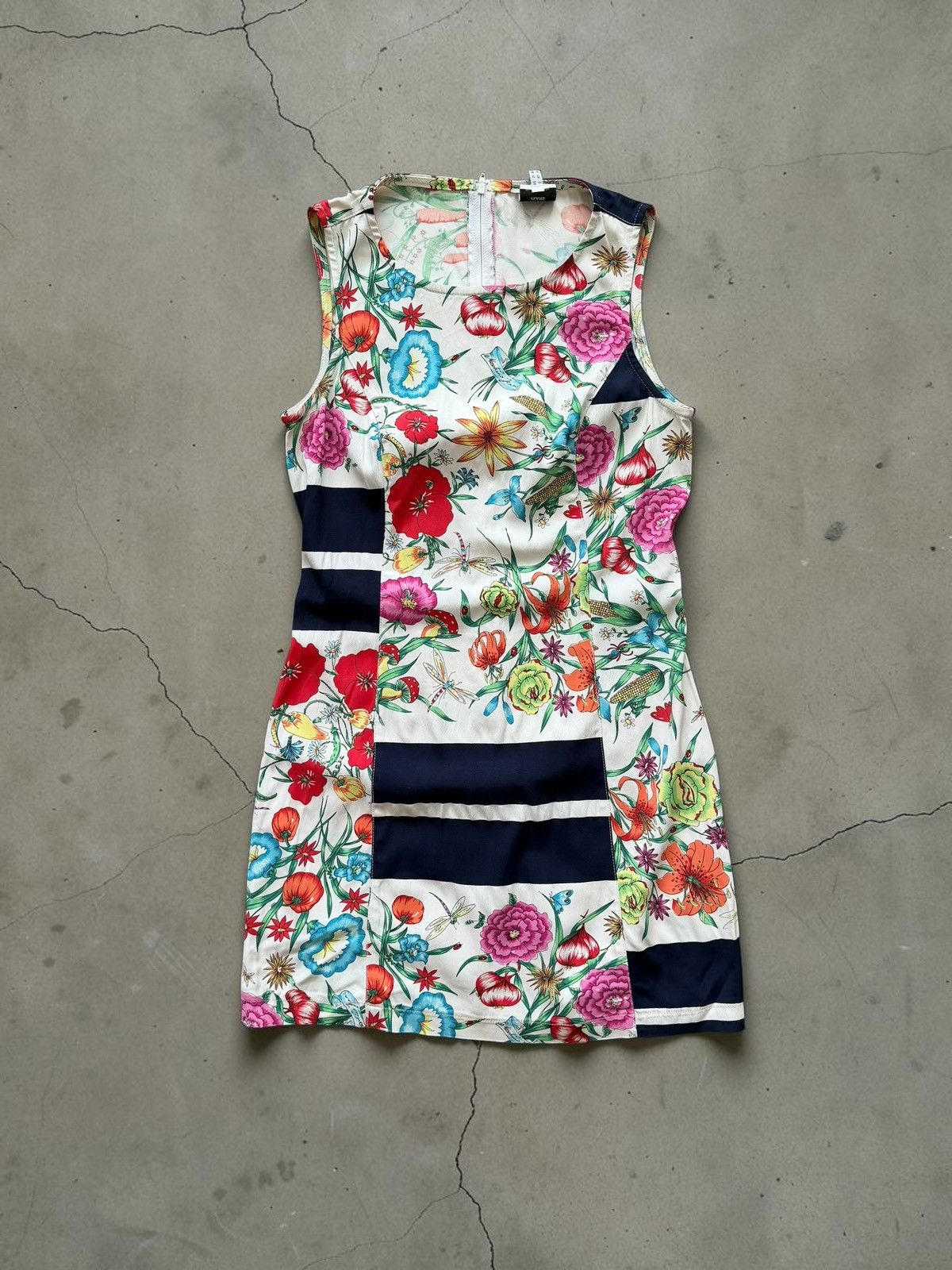 Moschino Vintage 90s Moschino Jeans mid lenght floral dress Size M / US 6-8 / IT 42-44 - 1 Thumbnail