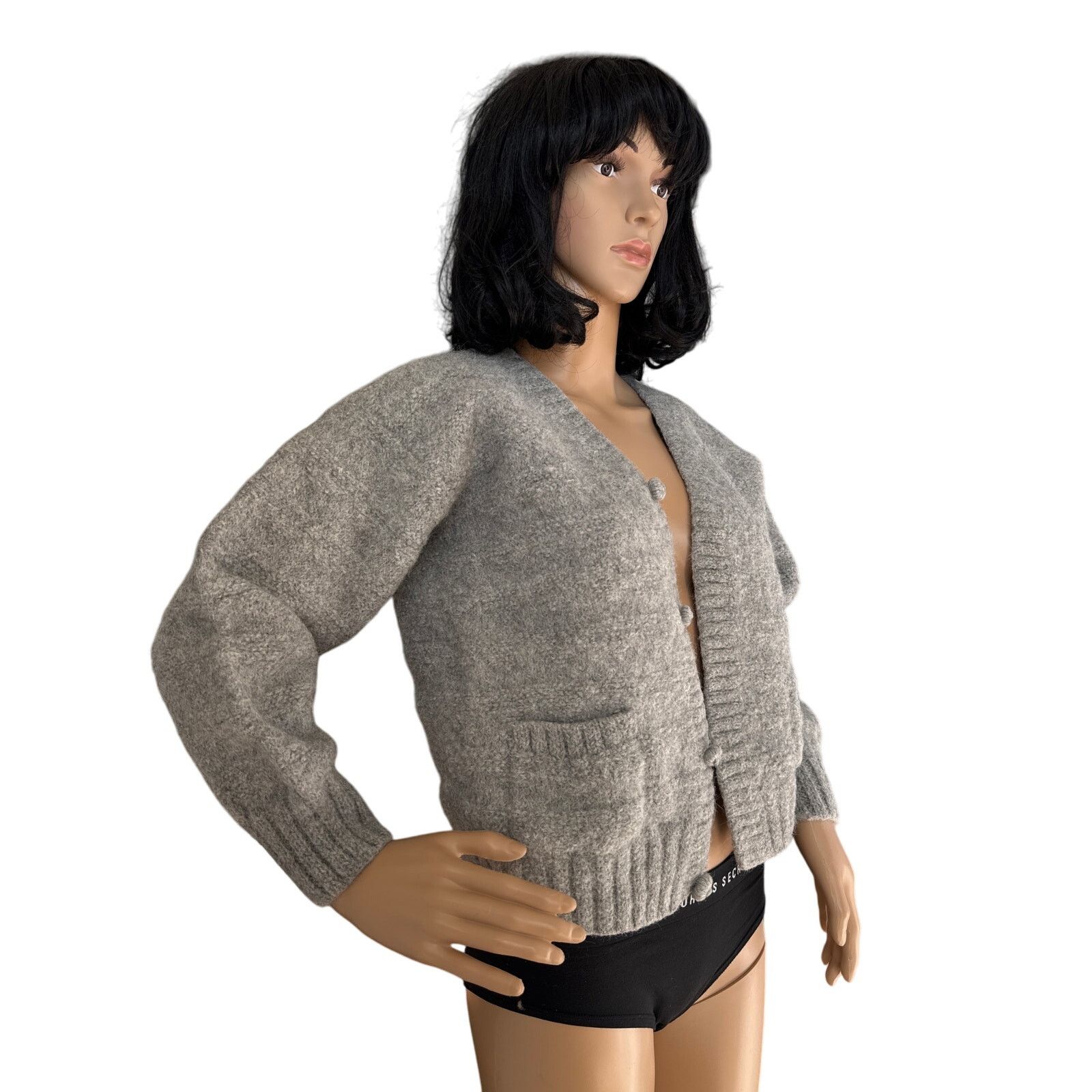 Vintage Peruvian Alpaca V neck Sweater gray faux button down pockets Size M / US 6-8 / IT 42-44 - 5 Thumbnail