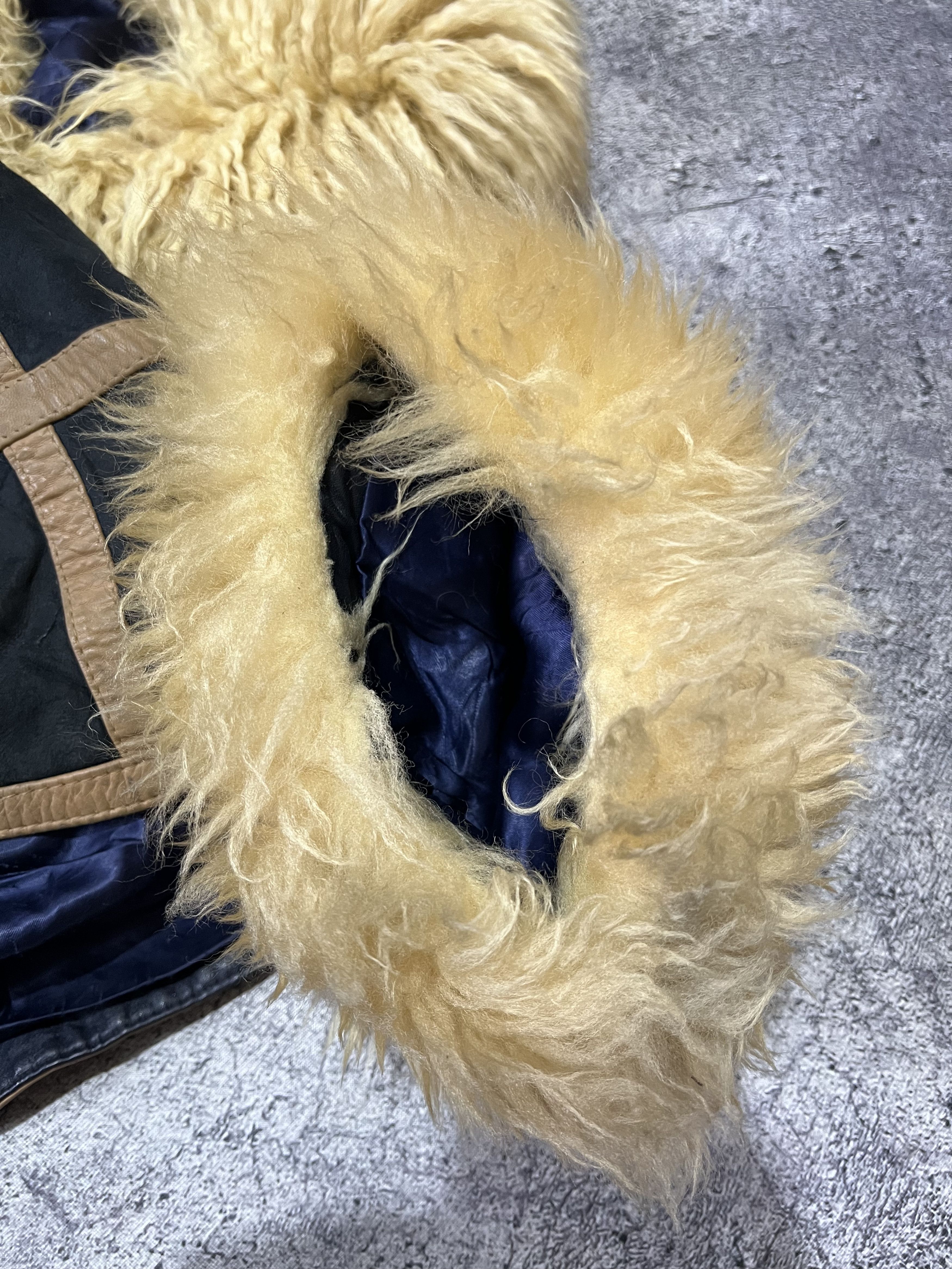 Japanese Brand 2000s Archival Japan Leather Hybrid Fur y2k Lgb Ifsix Size US S / EU 44-46 / 1 - 3 Thumbnail