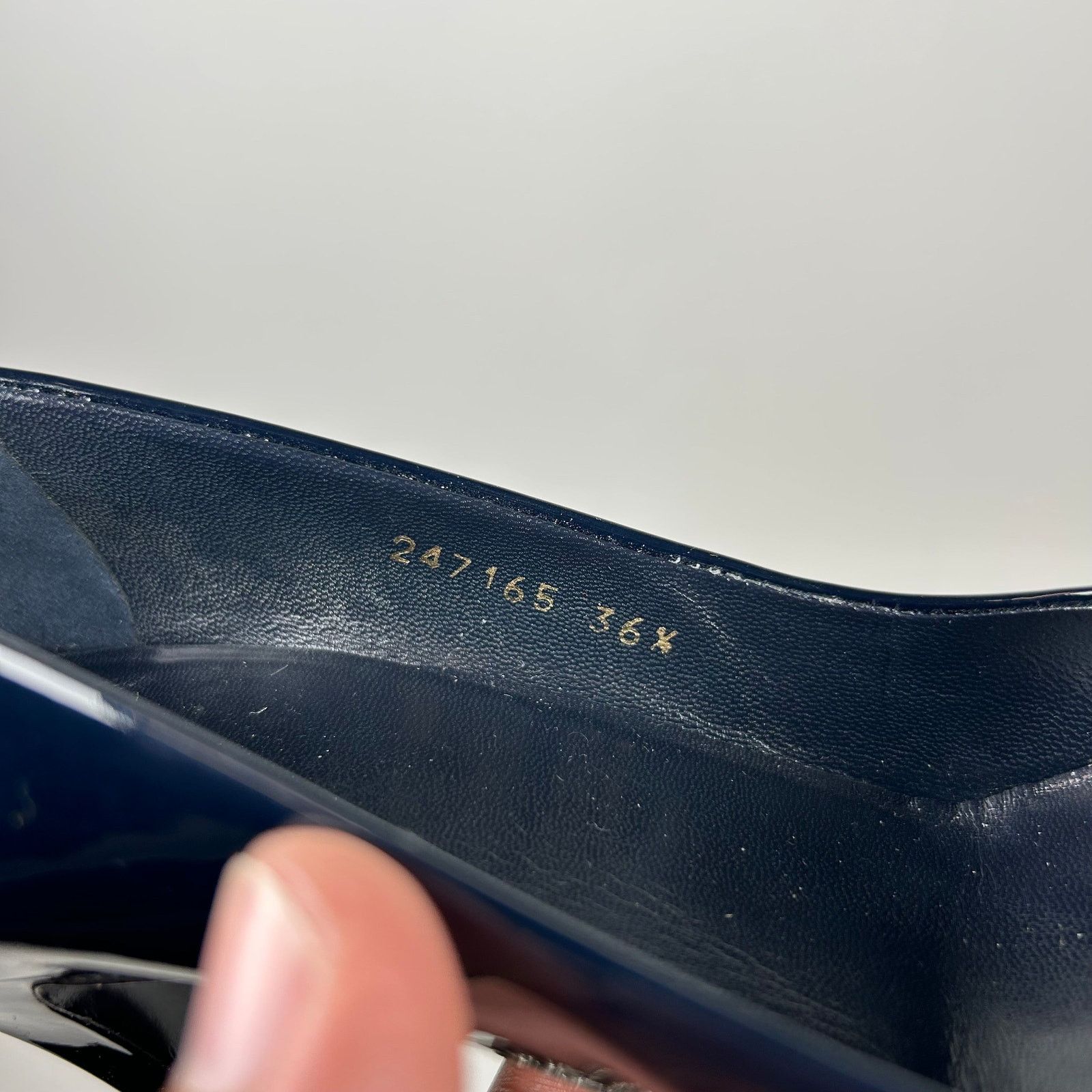 Gucci Gucci Midnight Blue Patent Leather Pumps Size 36.5 Size US 6.5 / IT 36.5 - 7 Thumbnail