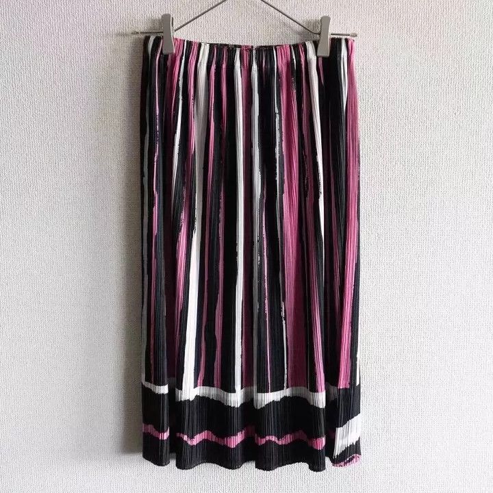 Issey Miyake issey miyake size:2 Striped pleated skirt Size 42" / US 20 - 2 Thumbnail