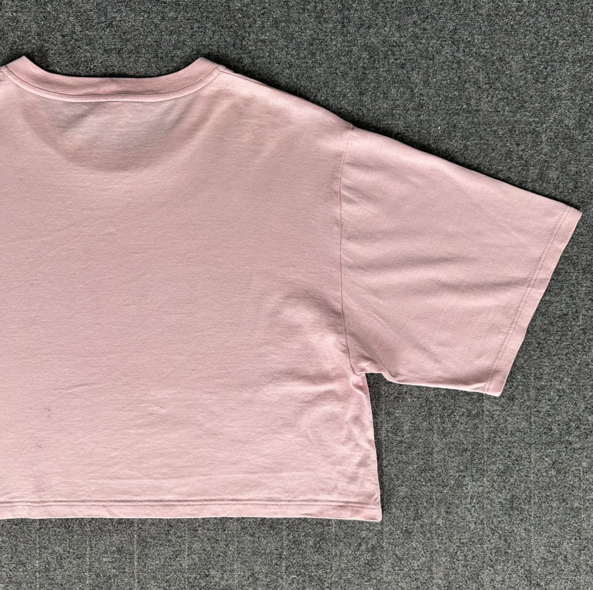 Celine Celine - Hedi Slimane S/S21 Cropped T-shirt - Light Rose Size M / US 6-8 / IT 42-44 - 8 Thumbnail