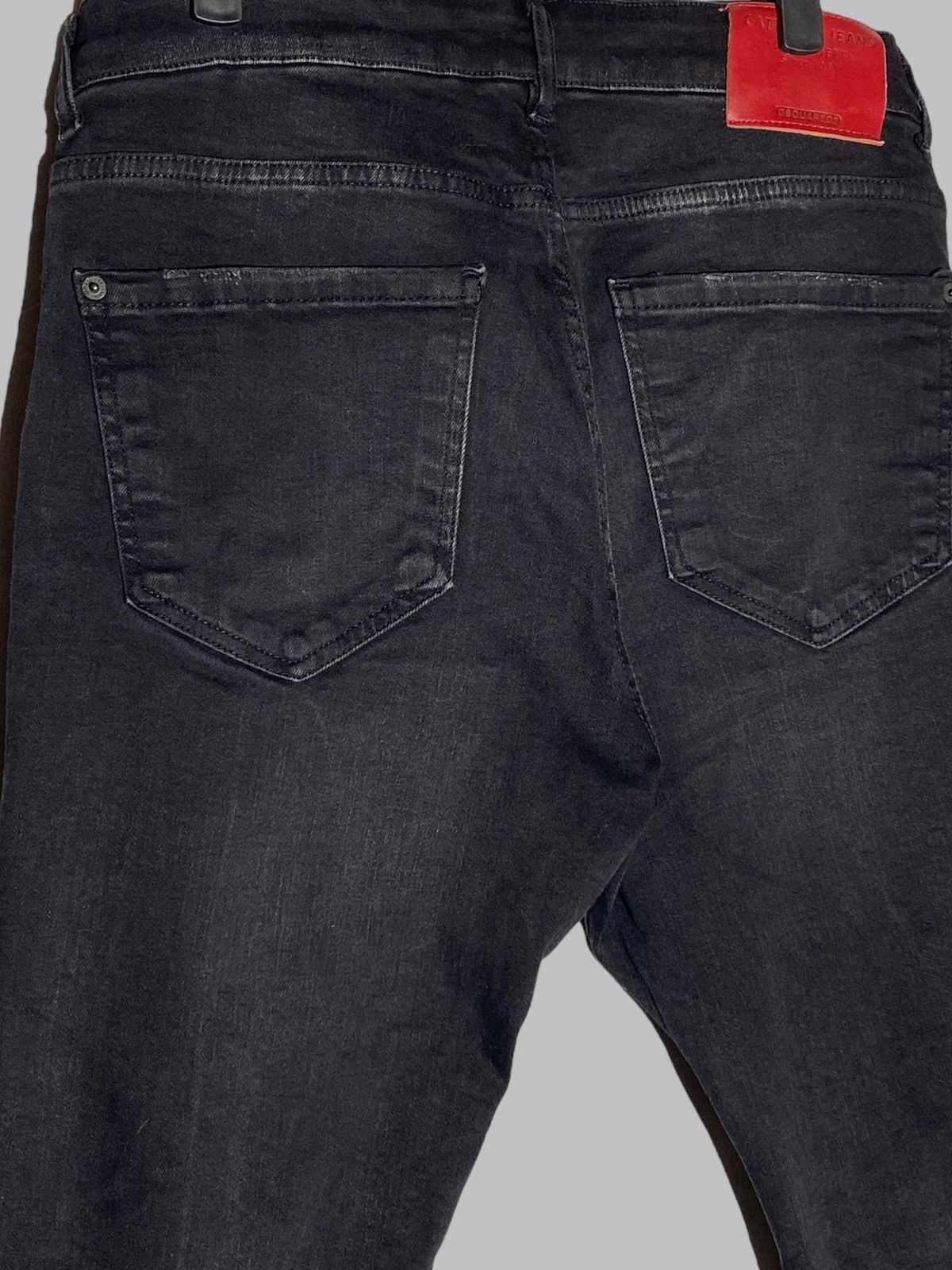 Dsquared2 Dsquared2 Washed Denim Jeans Y2K Distressed Style Size US 34 / EU 50 - 13 Thumbnail