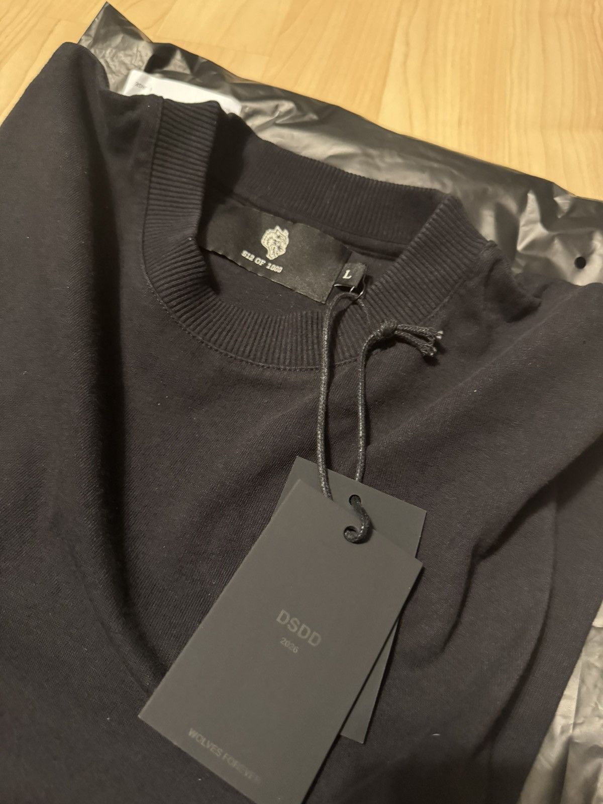 Darc Sport Darc Sport BODYBUILDING SAVED MY LIFE MID-LENGTH RAW HEM TEE Size US L / EU 52-54 / 3 - 4 Thumbnail