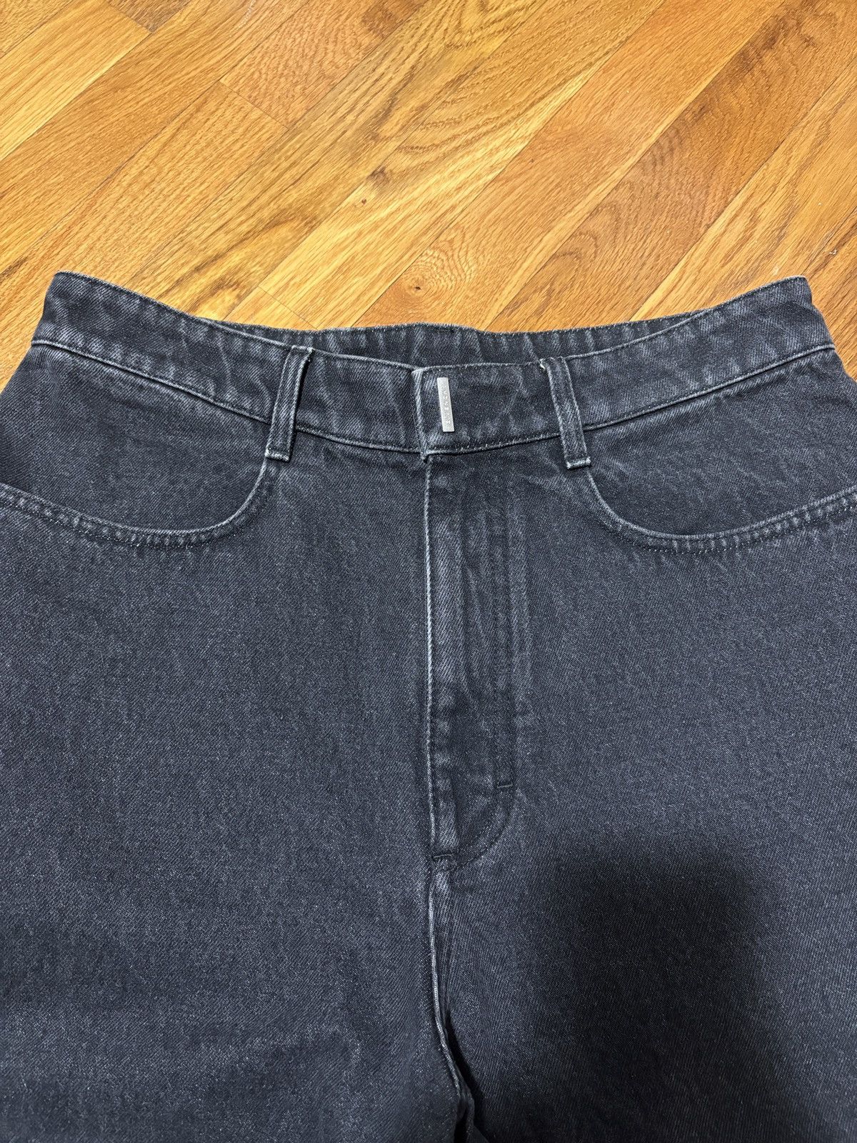 Givenchy Givenchy Wide Jeans Size US 30 / EU 46 - 4 Thumbnail