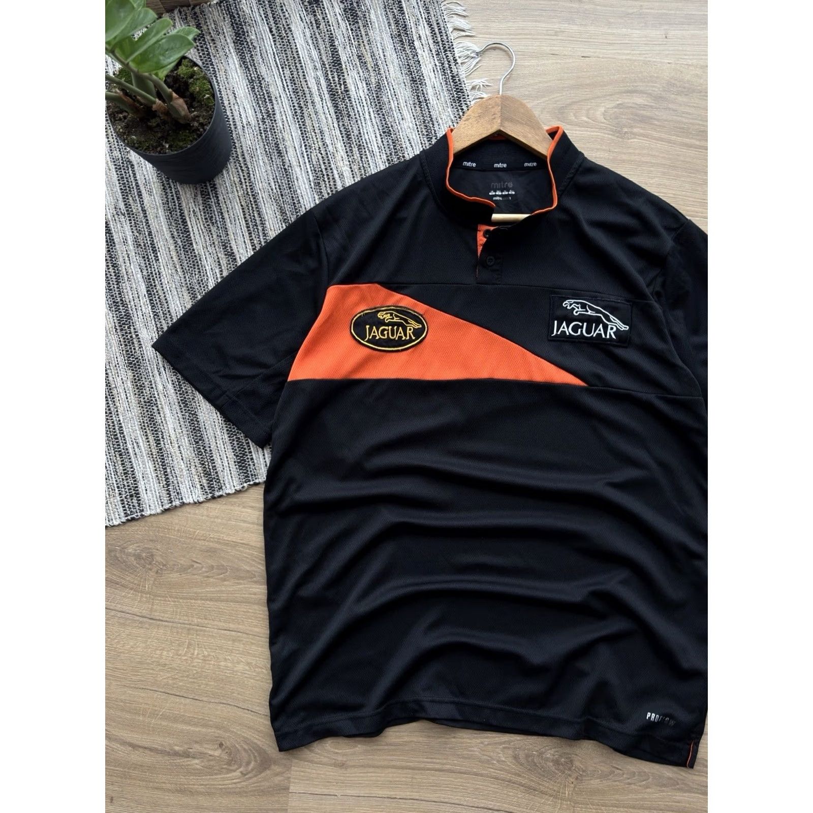 Vintage VINTAGE Jaguar Racing Jersey Polo Black Mitre Shirt L Men Size US L / EU 52-54 / 3 - 2 Thumbnail
