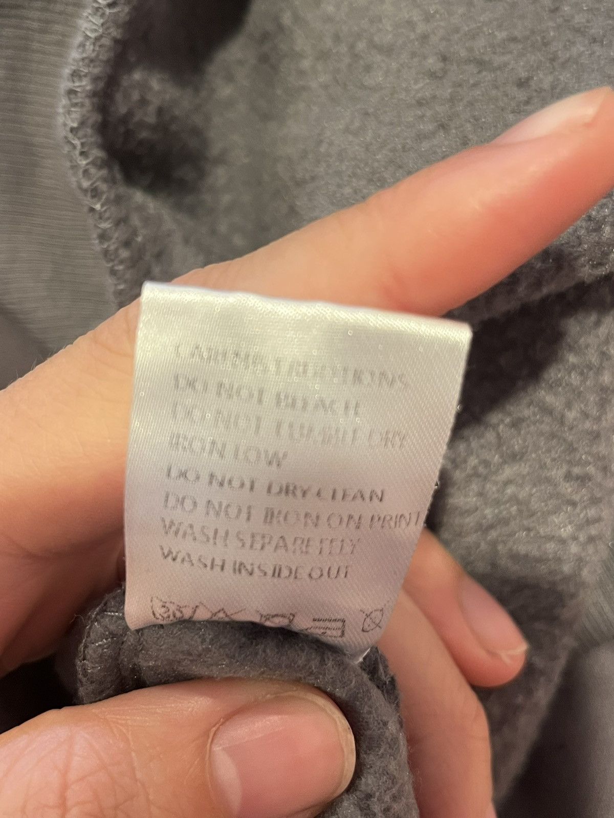 Miu Miu Authentic Miu Miu Embroidered Logo Hoodie - Grey / Medium Size M / US 6-8 / IT 42-44 - 5 Thumbnail