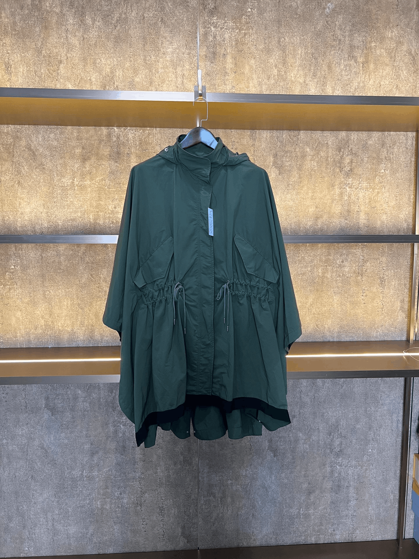 Moncler Moncler Hooded Cape Size S / US 4 / IT 40 - 1 Thumbnail
