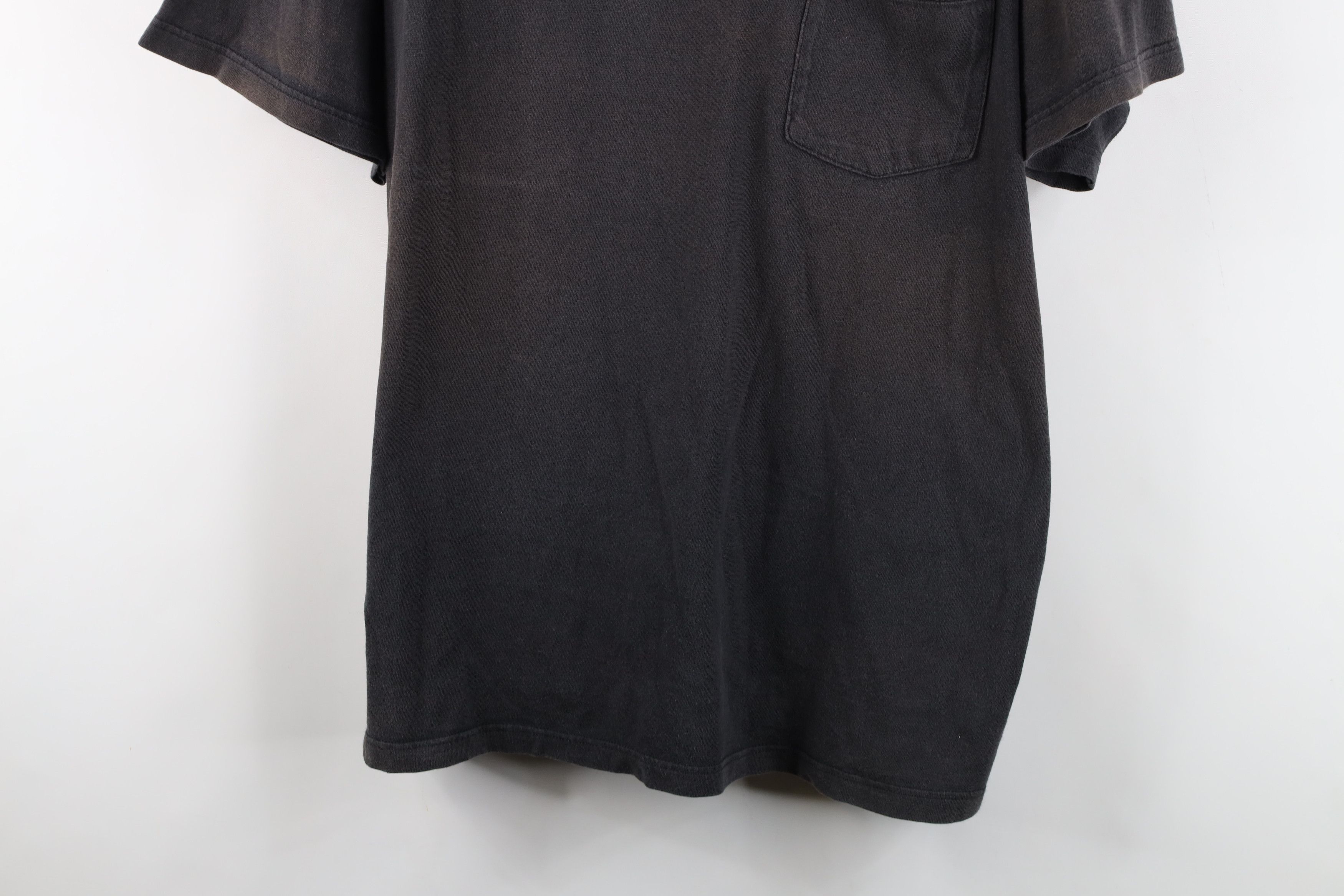 Vintage Vintage 90s Y2K Streetwear Faded Pocket T-Shirt Black Cotton Size US L / EU 52-54 / 3 - 3 Thumbnail
