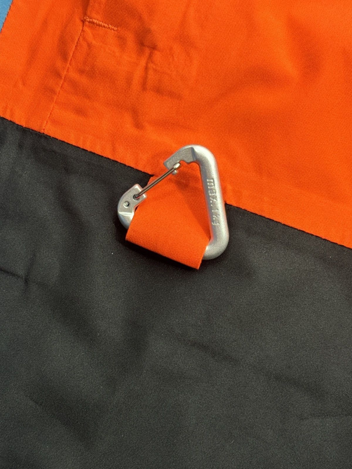 Nike ACG CHAIN OF CRATERS GORE-TEX WIND BREAKER Size US M / EU 48-50 / 2 - 6 Thumbnail