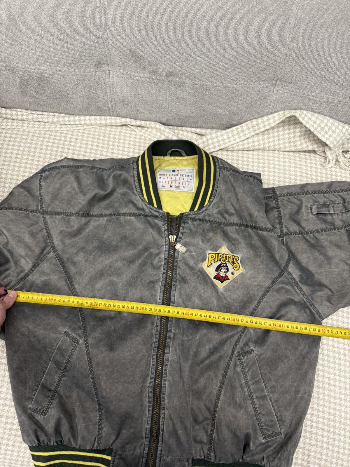 MLB Vintage Pirates Pittsburgh Baseball Nylon Bomber Jacket Size US XL / EU 56 / 4 - 14 Thumbnail