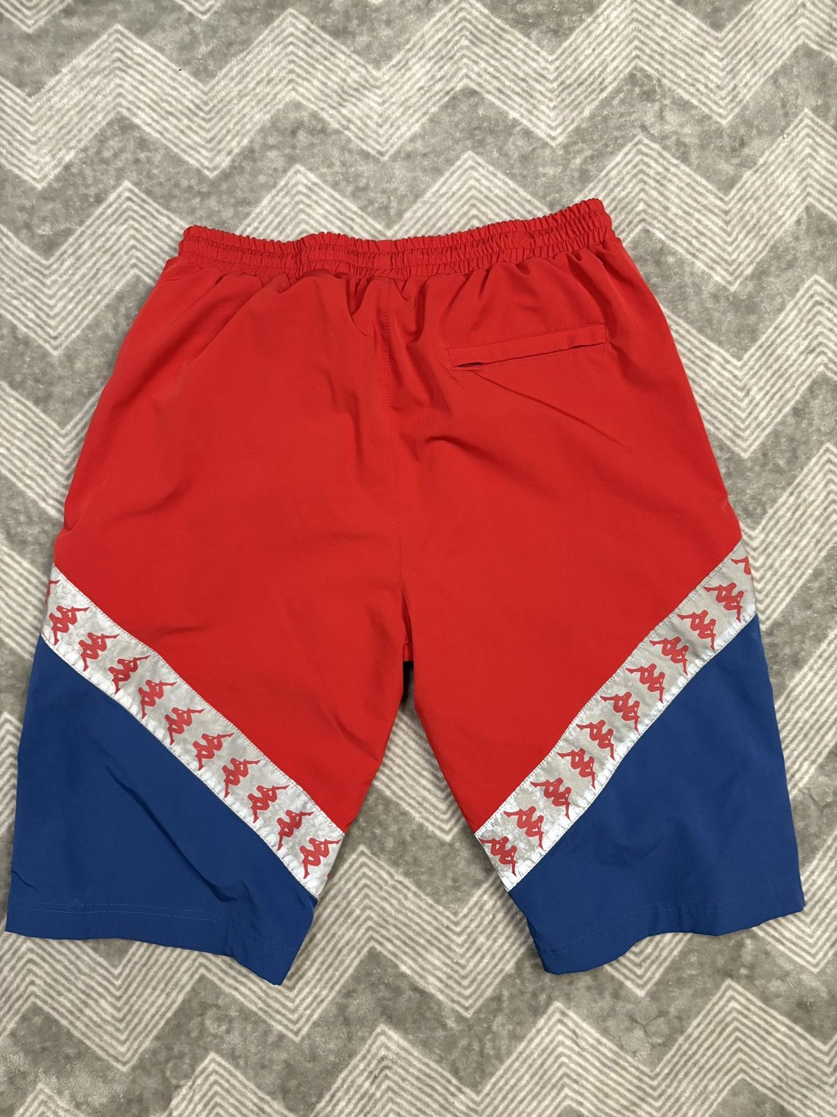 Kappa × Vintage Vintage Kappa Red & Blue Logo Shorts (Size Large) Size US 34 / EU 50 - 4 Thumbnail