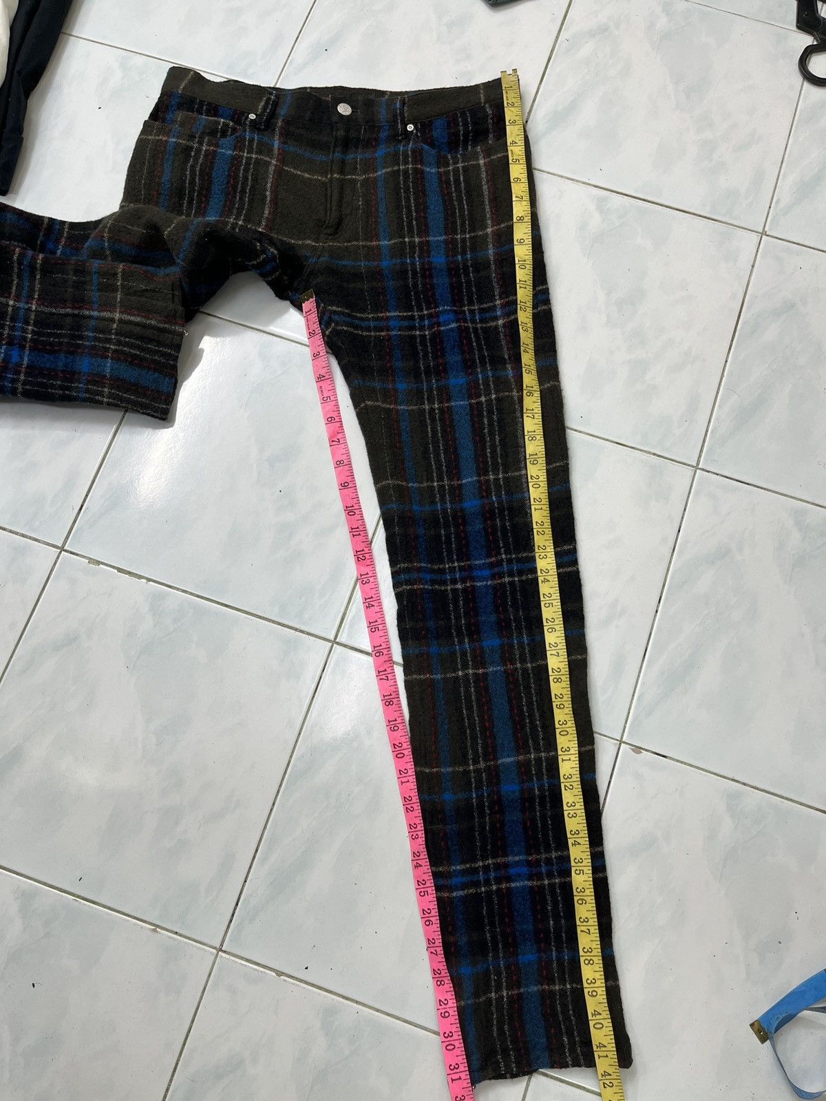 Undercover 🔥🔥🔥ARCHIVE AW04 UNDERCOVERISM FOR REBEL TARTAN PUNK PANTS Size US 33 - 24 Thumbnail