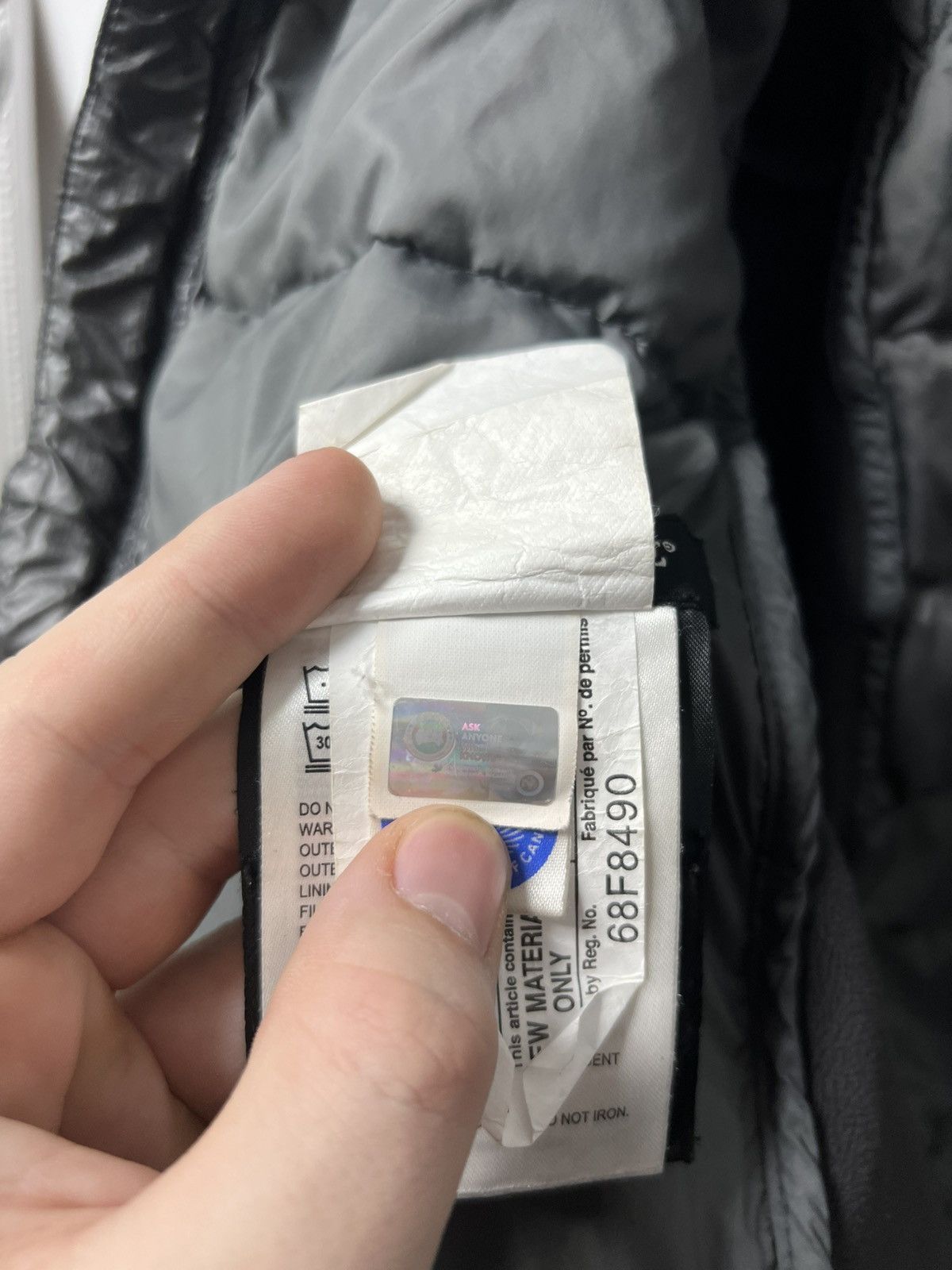 Canada Goose Canada goose Hybridge lite hooded micro puffer jacket Size US S / EU 44-46 / 1 - 10 Thumbnail