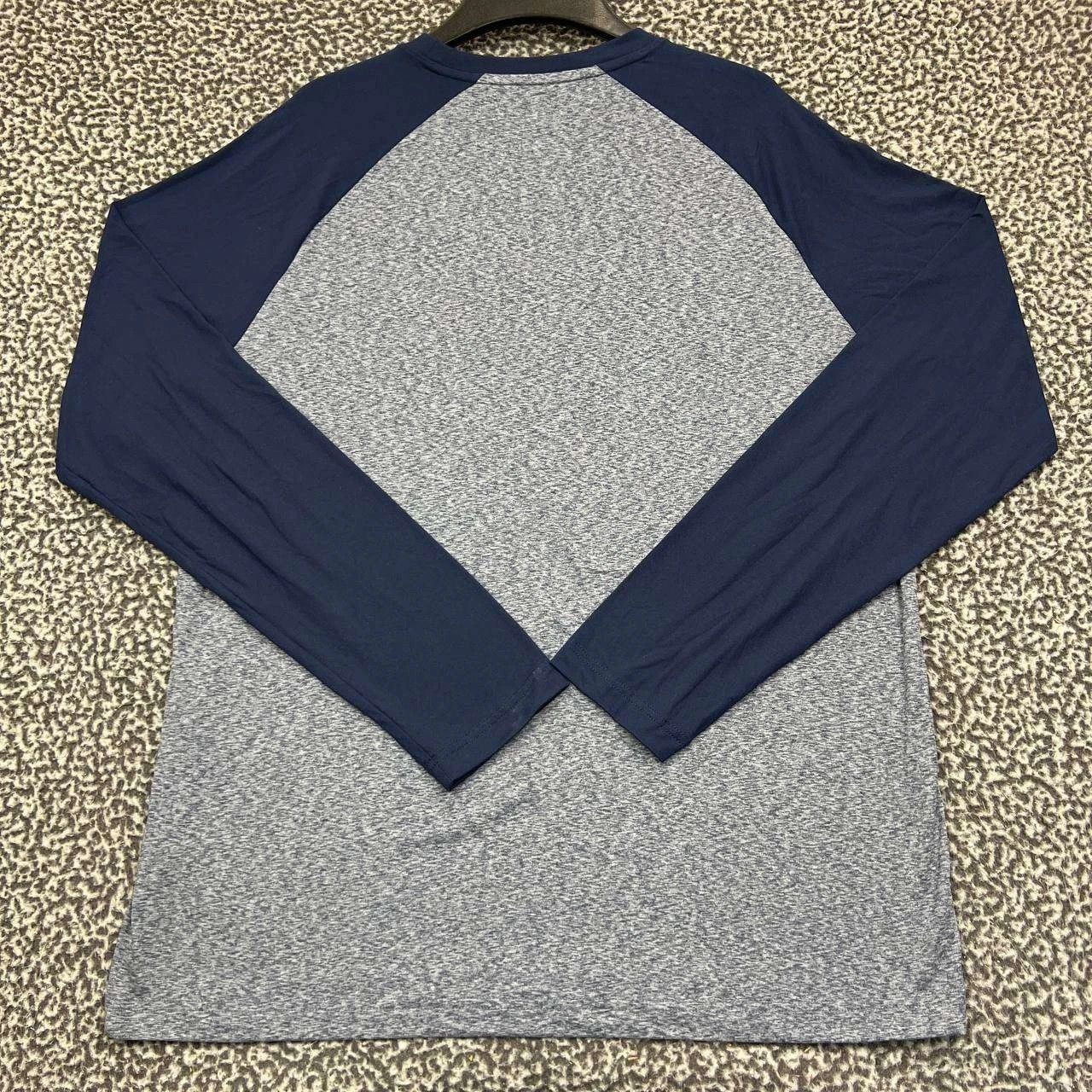 Other Tennessee Titans Shirt Men L Blue Gray Long Sleeve Crew Neck Size US L / EU 52-54 / 3 - 2 Thumbnail