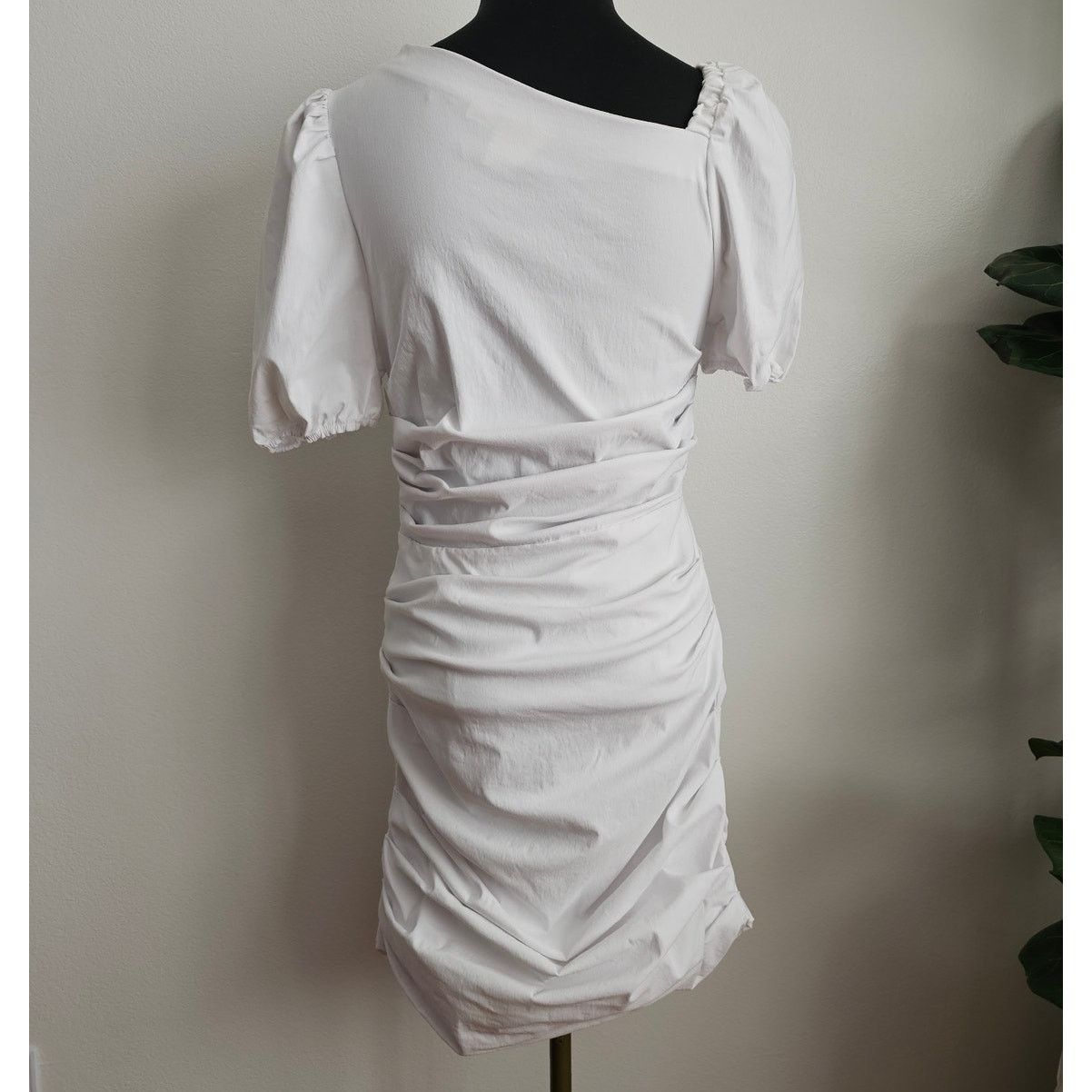 Anthropologie MAEVE Anthropologie White Slim Puff-Sleeve Ruched Dress S Size S / US 4 / IT 40 - 3 Thumbnail