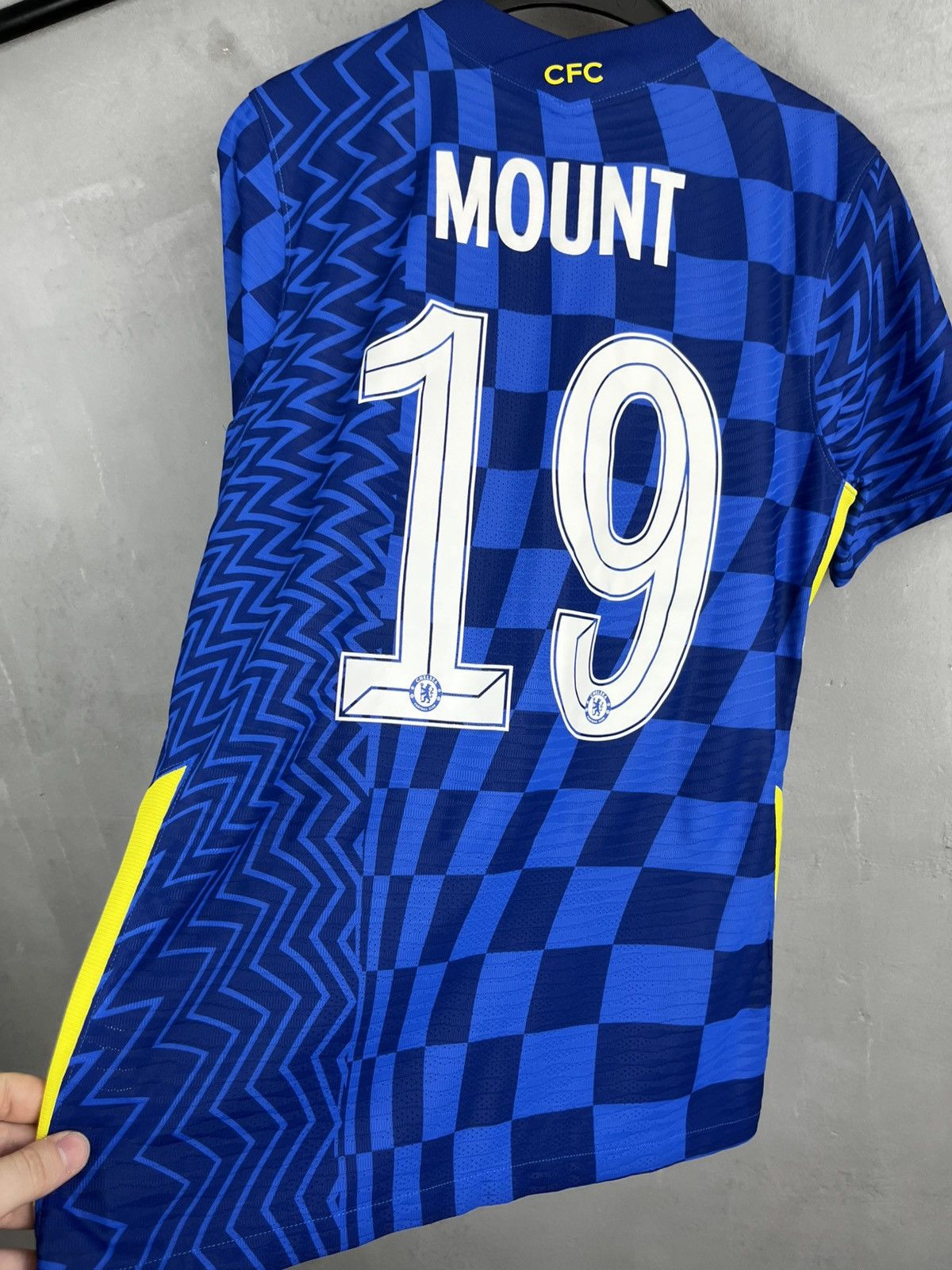 Chelsea Soccer Christian Pulisic Chelsea Nike Soccer Hyundai Jersey l Size US M / EU 48-50 / 2 - 11 Thumbnail