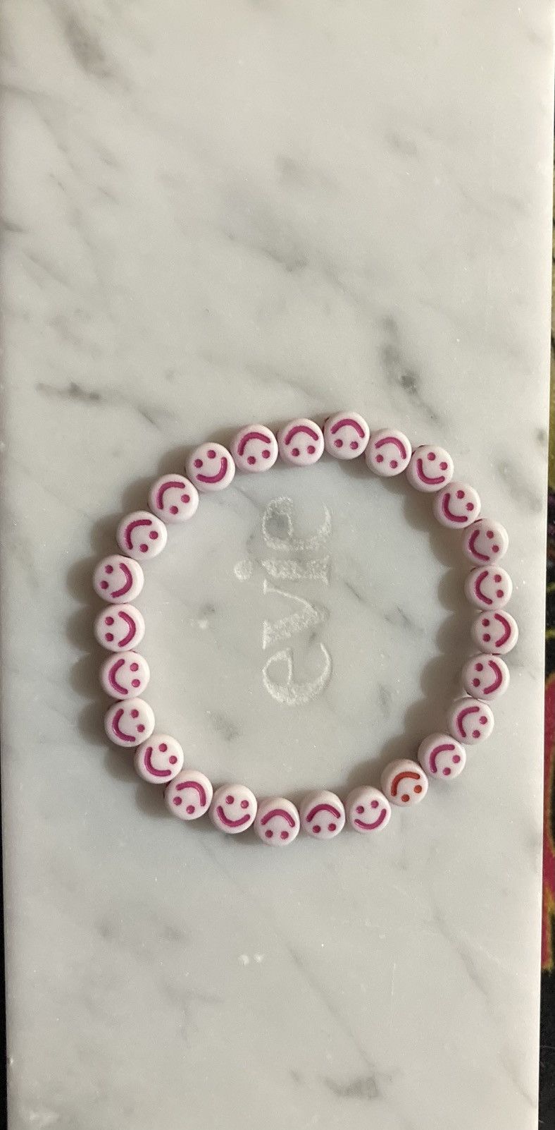 Other Dark pink smiley bracelet Size ONE SIZE - 1 Preview