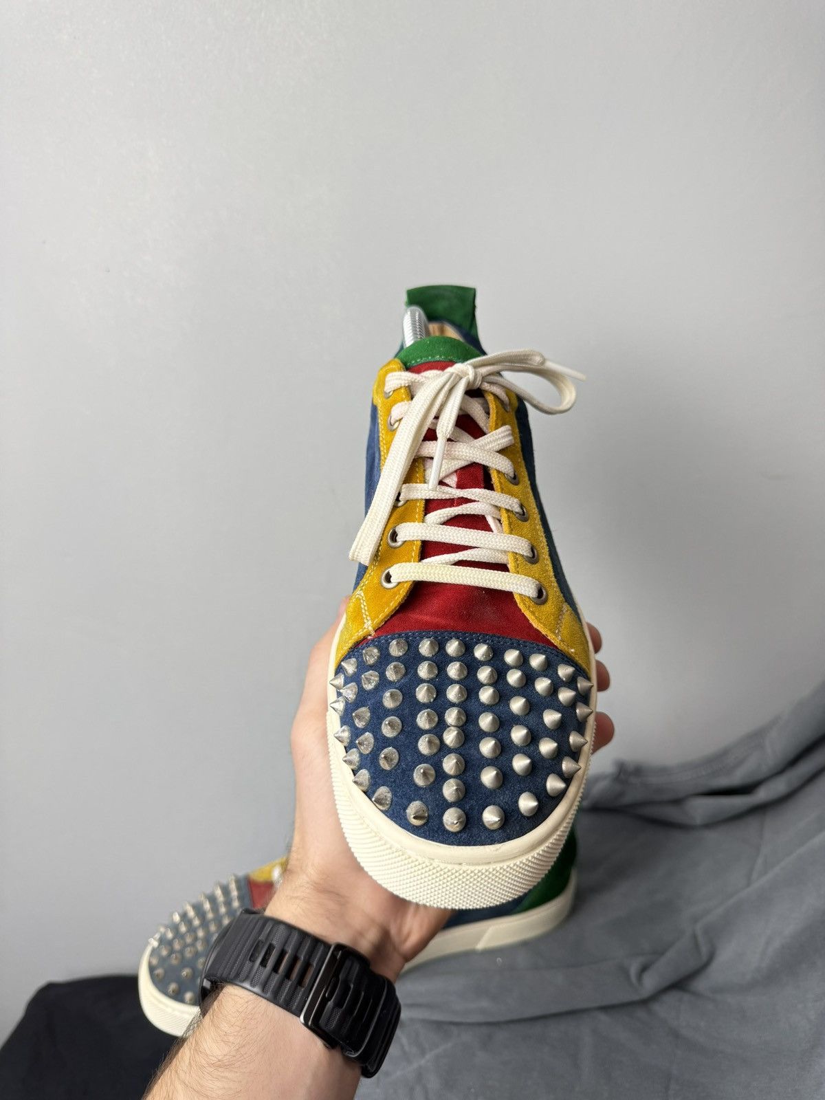 Christian Louboutin Christian Louboutin Suede Low Top Sneakers 42 Size Size US 8.5 / EU 41-42 - 6 Thumbnail