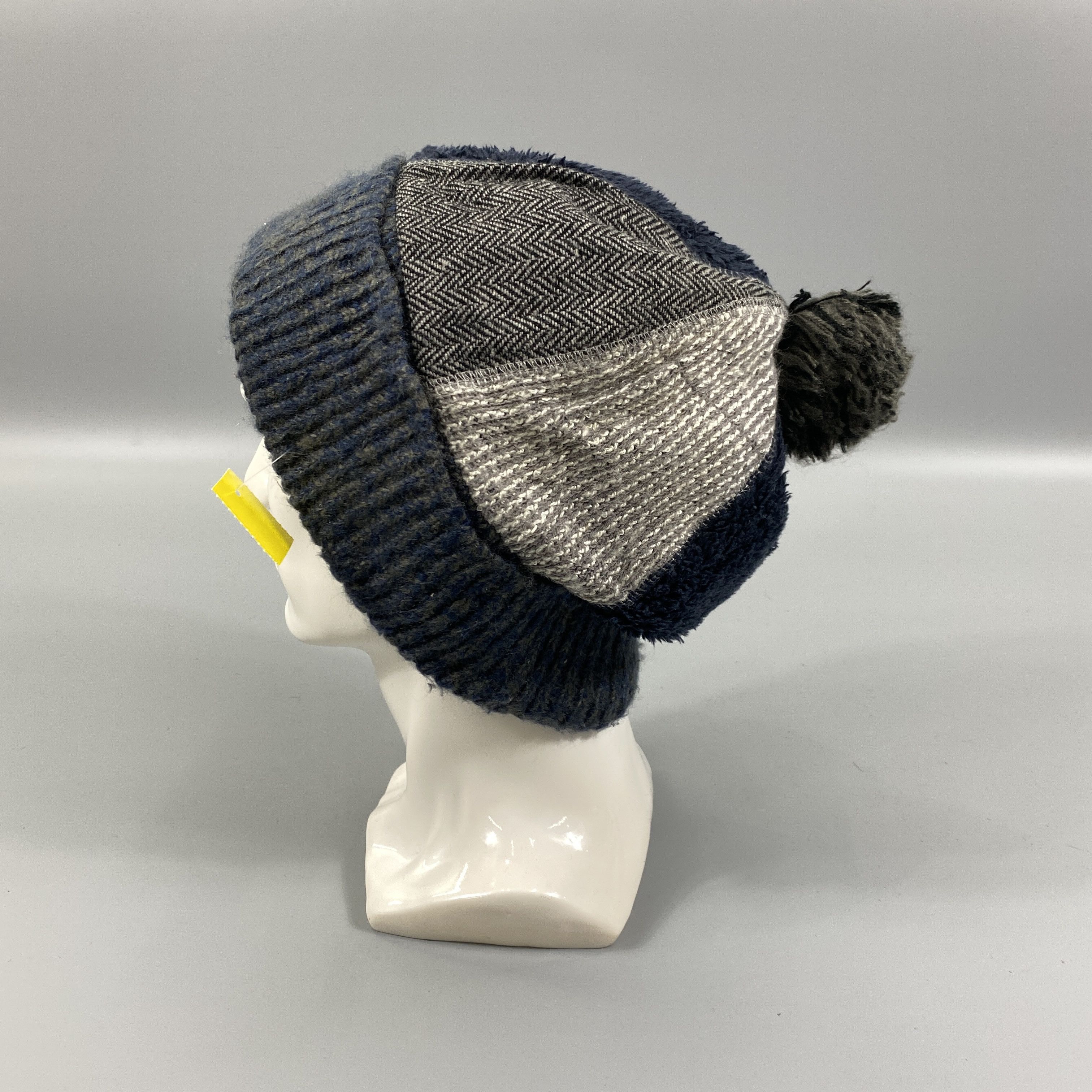 Japanese Brand Mix Pattern Snow Cap Beanie Hat -BN1151 Size ONE SIZE - 1 Thumbnail