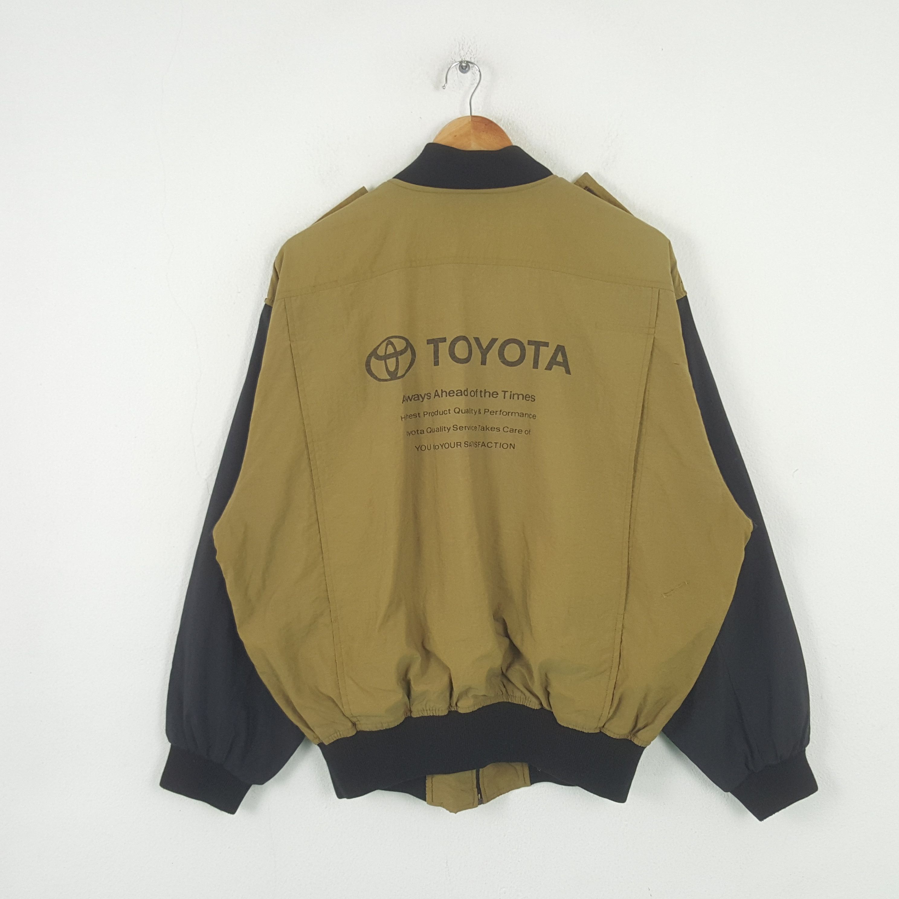 Vintage Toyota Racing Motorsports Bombers Jacket C292N23
