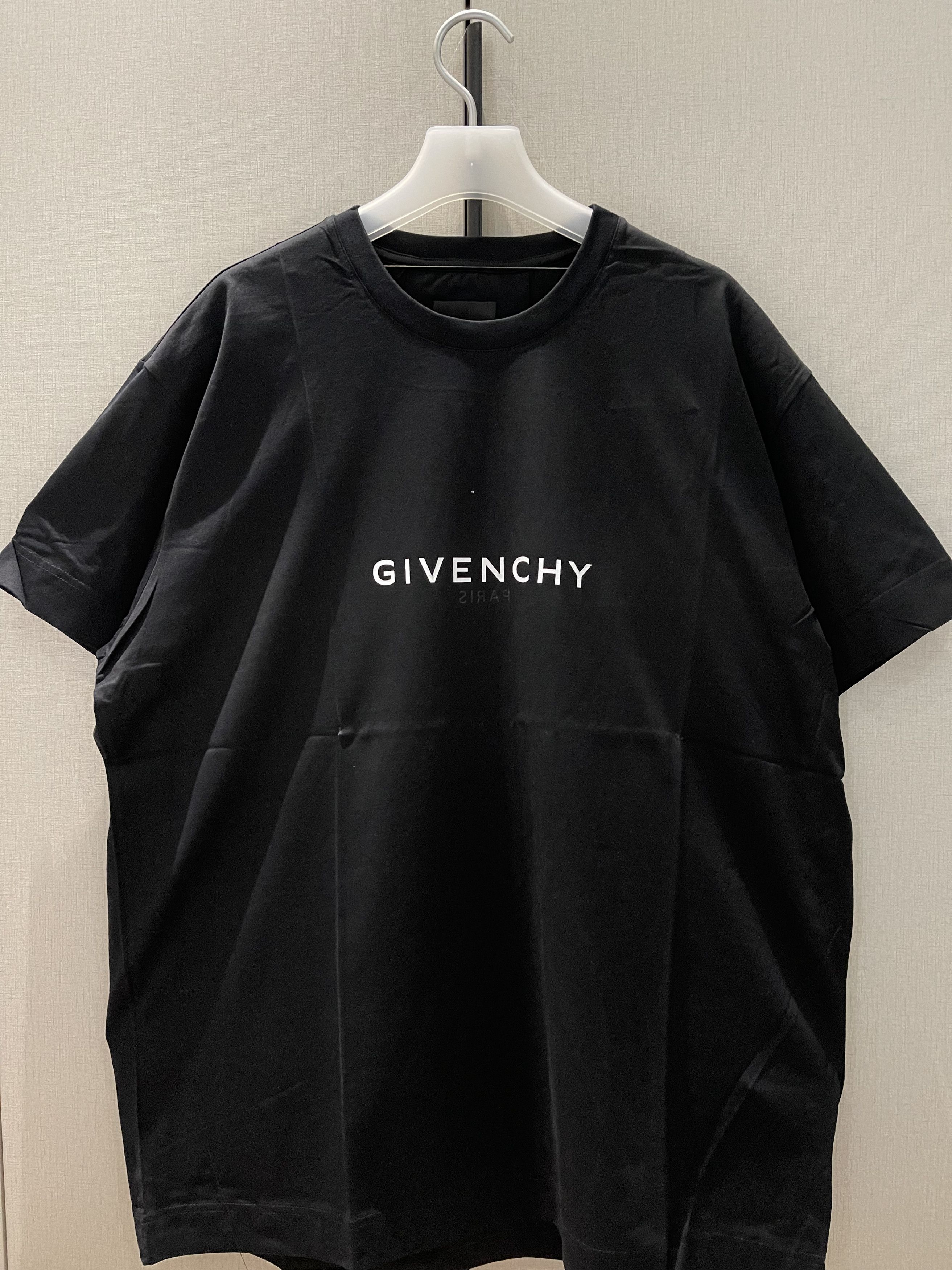 GIVENCHY｜ (BM71MG3YPS 001) Givenchy GIVENCHY Men T-Shirts BM71MG3YPS 001 Black | Grailed