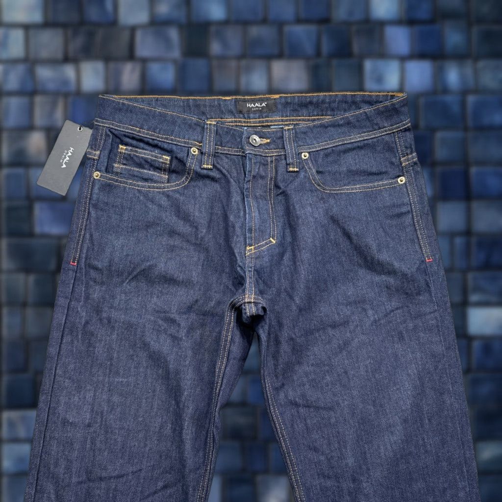 Vintage Haala Crosby Straight Jeans Men's 38x34 Dark Wash Cotton Denim 5-Pocket USA Made Size US 38 / EU 54 - 1 Thumbnail