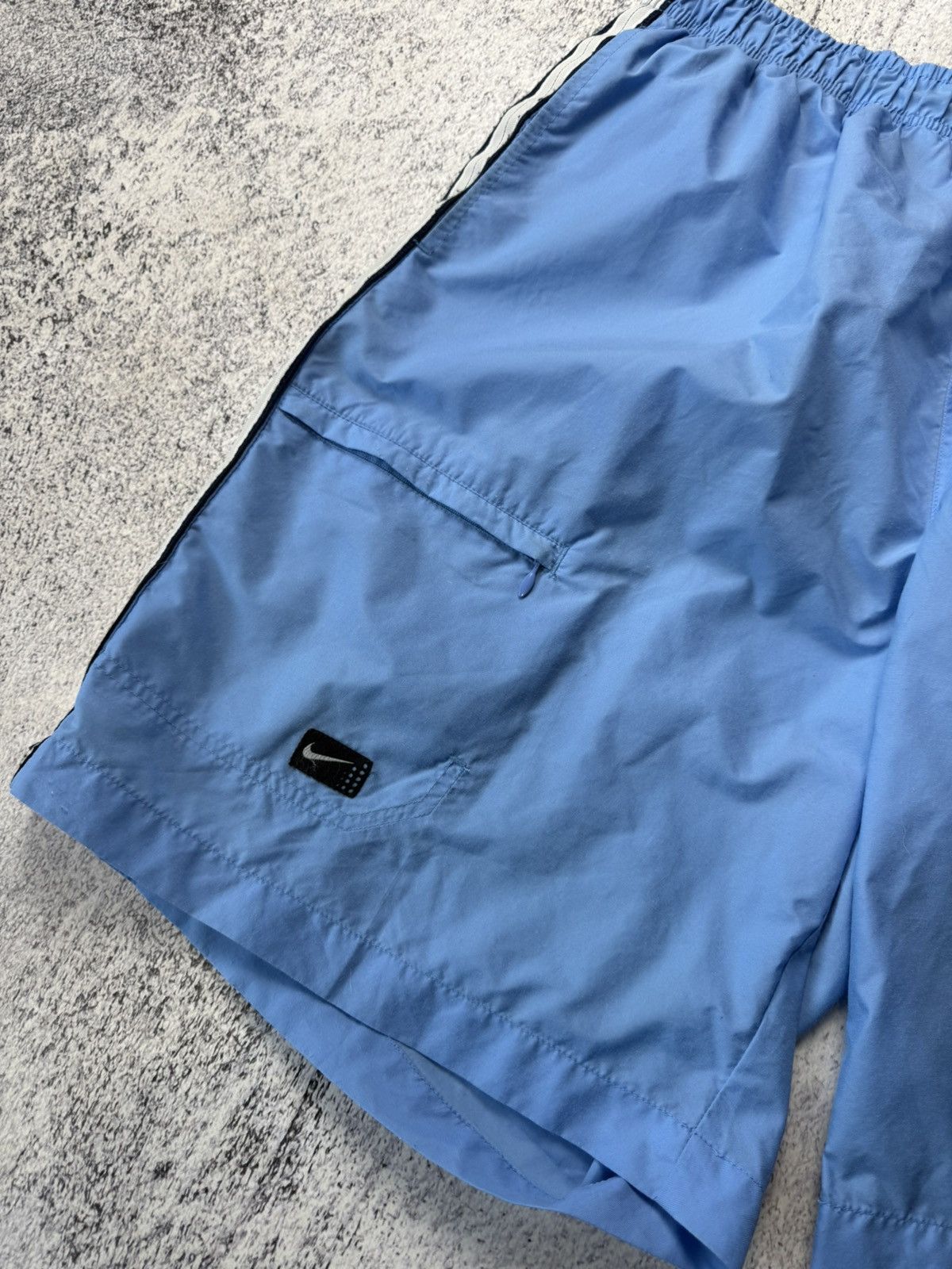 Nike Vintage Nike Nylon Shorts USA Mini Swoosh Drill Y2K Size US 36 / EU 52 - 5 Thumbnail