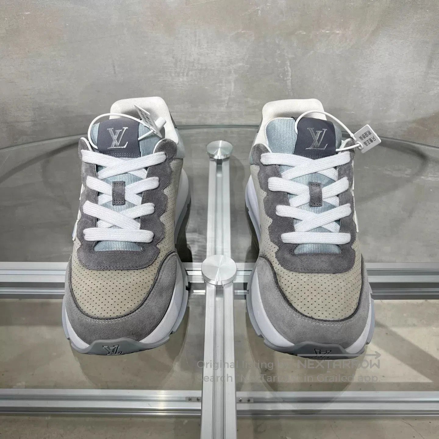 Louis Vuitton Gray Low-Top Sneakers Size 8. Size US 8 / EU 41 - 1 Thumbnail