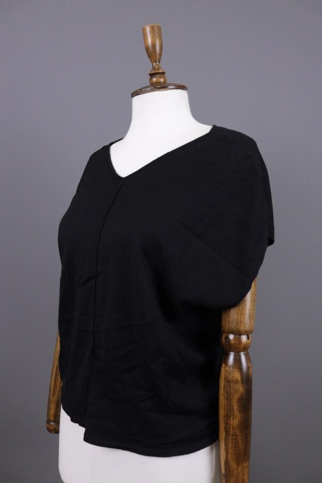 Wolford Wolford Black Short Sleeve V-Neck Knit Top Shirt Size L Size L / US 10 / IT 46 - 6 Thumbnail