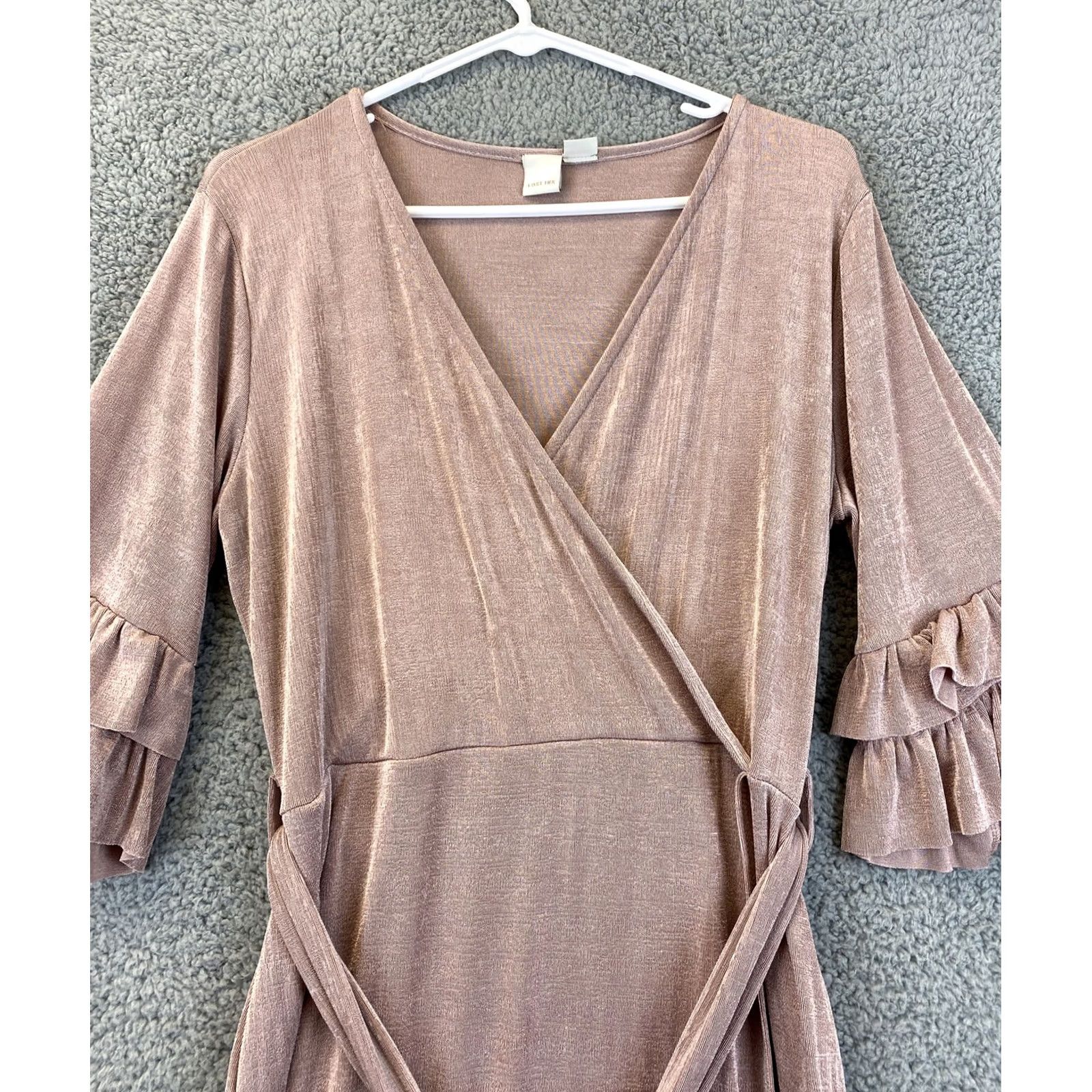 Vintage VINTAGE? No. Lost Ink Dress Women XL Pink Rose Ruffled Short Sleeve Surplice / 32-34 -- Size 40" / US 18 - 3 Thumbnail