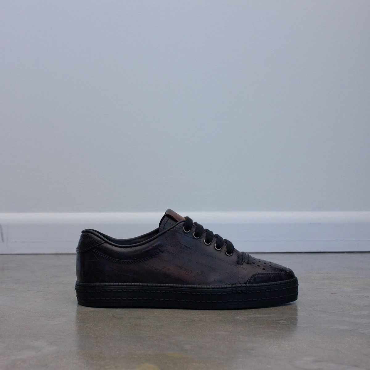 Berluti 1.6k$ BERLUTI Playtime Scritto Leather Low-Top Sneakers US7 Size US 7 / EU 40 - 10 Thumbnail