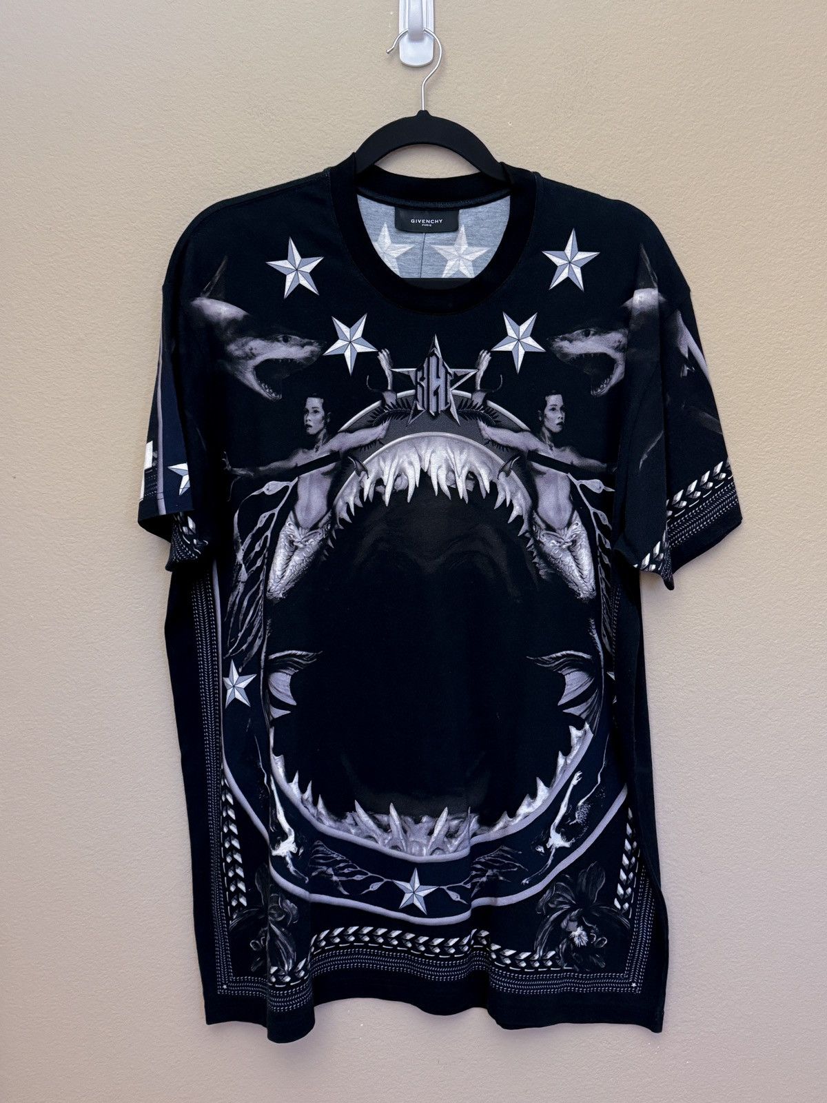 image of Givenchy Shark & Mermaid Print Oversized Xs T-Shirt in Black, Men's