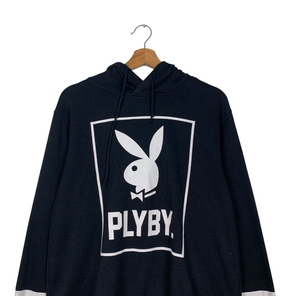 Playboy PLAYBOY Bunny Big Logo Pullover Hoodies Sweatshirt #2057-C89 Size US L / EU 52-54 / 3 - 10 Thumbnail