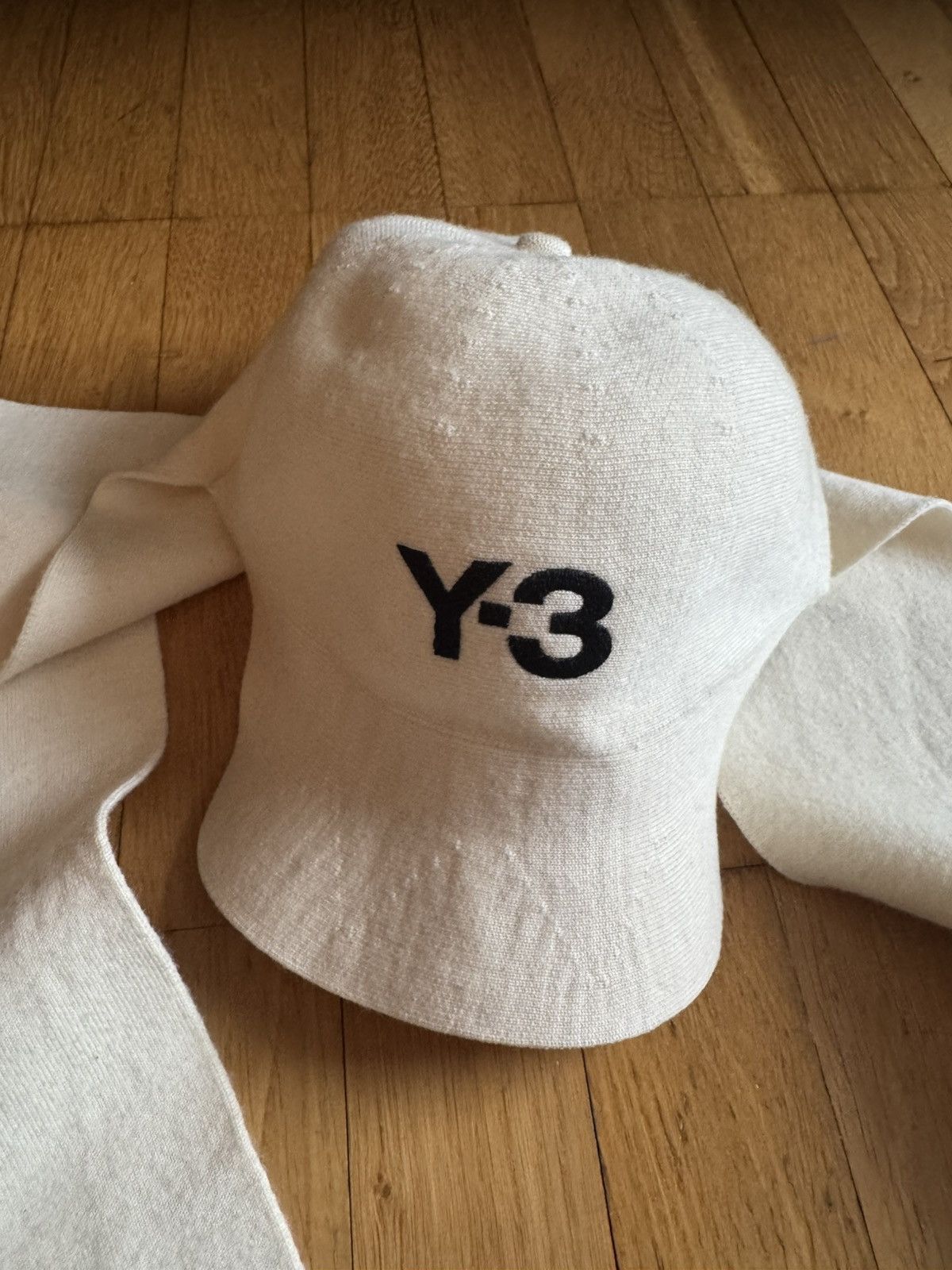 Y-3 Hat-Scarf Y3 Yohji Yamamoto Size ONE SIZE - 1 Thumbnail