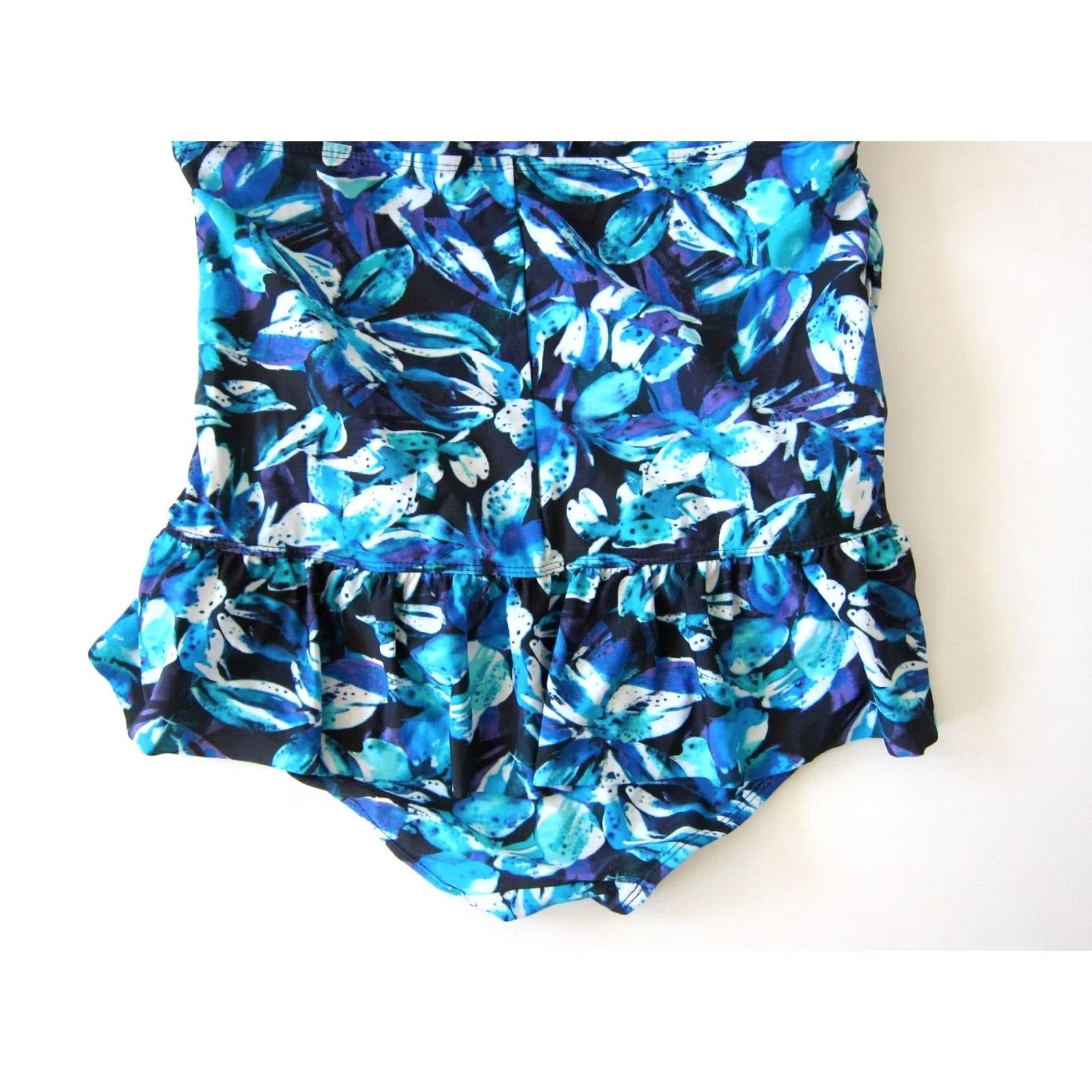 Vintage Jaclyn Smith One Piece Halter Slimming Floral Purple White Blue Dress 16 Women Swimsuit Size XXL / US 16-18 / IT 52-54 - 5 Thumbnail