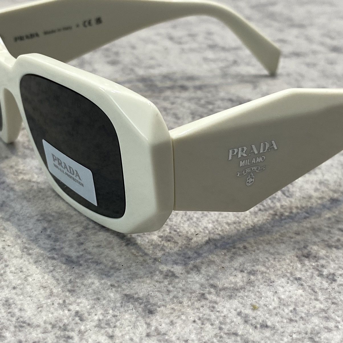 Prada PRADA OPR 17WS 1425S0 Sunglasses WHITE Size ONE SIZE - 5 Thumbnail